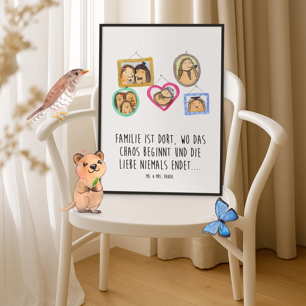 Poster Igel Familie Designposter, Wanddekoration, Bild für Wand, drucke, wanddeko, Deko Bild, Poster, kunst für die wand, Kunstdruck, Mr. & Mrs. Panda Poster, Posterdruck, Wandschmuck, Bild, Wandbild, wandkunst, kunstdruck poster, Plakat, Wandposter, kunstposter, wanddruck, grafikposter, Wanddeko Bild, Bruder, Schwester, Familie, Opa, Oma, Papa, Mama, Vatertag, Muttertag, Liebe, Zusammenhalt, Igel, Glück, Bilder