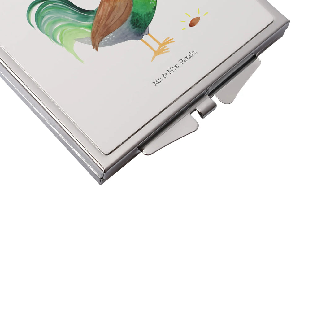 Handtaschenspiegel quadratisch Hahn mit Korn Handspiegel Für Damen, Handspiegel Mit Hülle, Taschen-Kosmetikspiegel, Runder Taschenspiegel, Handtaschenspiegel, Quadratischer Handspiegel, Deko Handspiegel, Tragbarer Spiegel, Spiegel Für Handtasche, Klappbarer Taschenspiegel, Schminkspiegel To Go, Design Taschenspiegel, Klappspiegel, Vintage Kompaktspiegel, Spiegel Für Make-Up Tasche, Kosmetikspiegel Klein, Reise Spiegel, Kompaktspiegel, Klappbarer Handspiegel, Spiegel Für Unterwegs, Taschenspiegel, Spiegel Für Schminktasche, Mini Spiegel, Silber, Schminkspiegel Kompakt, Handspiegel Geschenkidee, Handspiegel Zum Mitnehmen, Landwirtin, Hoftiere, Landwirt, Bauernhof, Korn, Eier, Henne, Hahn, Natur