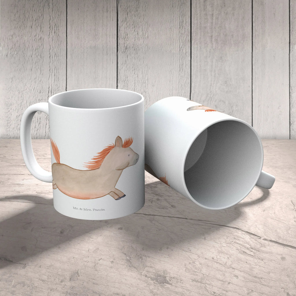 Mug Horse Jump kaffeebecher bedruckt, kaffeetasse keramik, Teepott, Trinktasse, kaffeetasse bedruckt, Kaffeebecher, Dekotasse, statement tasse, Geschenktasse, Trinkbecher, Henkeltasse, Becher, Pott, Mug, Coffee Mug, Motivtasse, Tasse mit Motiv, hochwertige tasse, Bürobecher, Kaffeetasse, kaffeebecher keramik, Keramiktasse, Tasse mit Spruch, Bürotasse, Tasse, Sprüchetasse, Kaffeepott, tasse für kaffee, tasse für büro, Keramikbecher, schöne tasse, haferl, milchkaffeetasse, Frühstückstasse, Henkelbecher, Teebecher, Bedruckte Tasse, heißgetränkebecher, Frühstücksbecher, design tasse, Kakaotasse, Teetasse, Designtasse, Hoftiere, Bauernhof, Landwirtin, Landwirt, Pony, Ausreiten, Pferde, Pferdestall, Reiten, Pferdebesitzer, Pferd, Stall