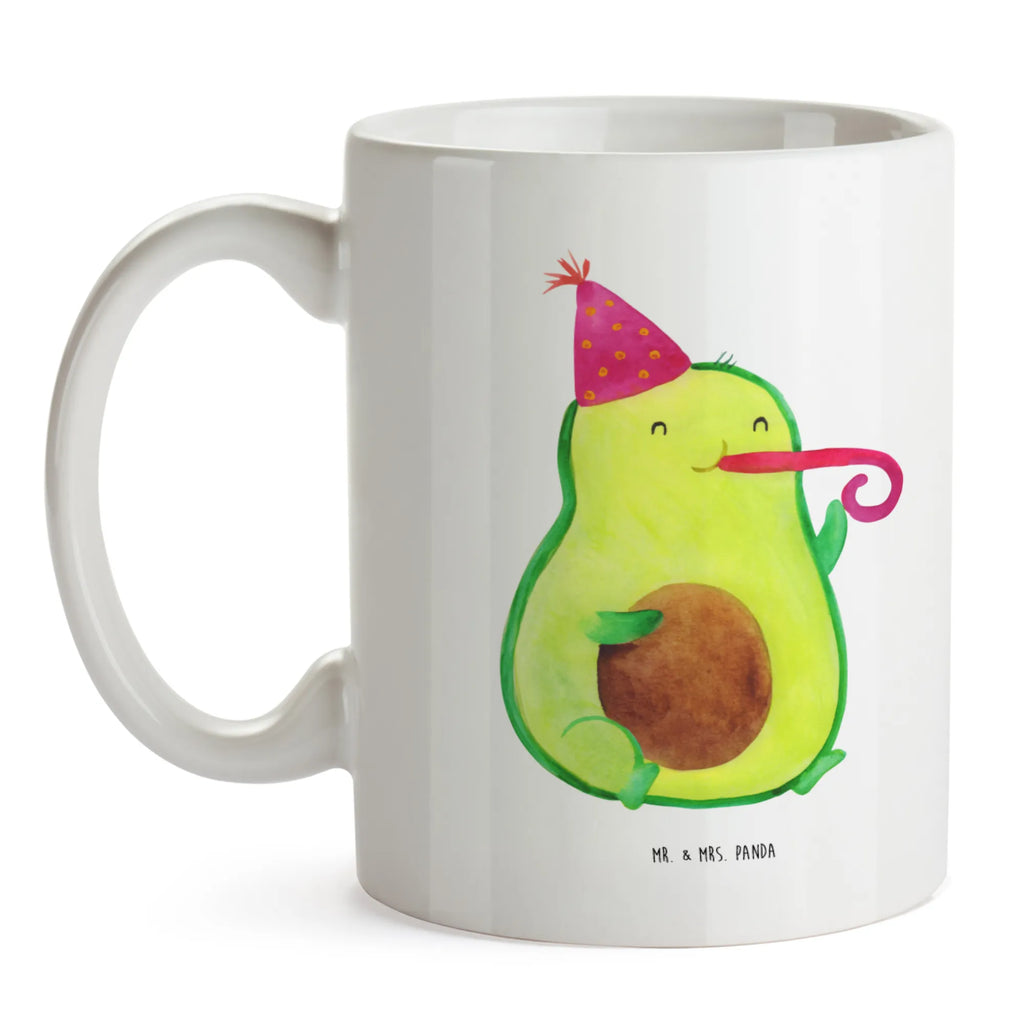 Mug avocado Celebration Henkeltasse, Henkelbecher, Kaffeebecher, Trinktasse, Bürobecher, Frühstückstasse, Mug, kaffeebecher keramik, kaffeetasse keramik, Kakaotasse, heißgetränkebecher, Tasse mit Motiv, Keramiktasse, Coffee Mug, Geschenktasse, Pott, tasse für kaffee, Kaffeepott, Bürotasse, haferl, schöne tasse, milchkaffeetasse, Tasse mit Spruch, kaffeetasse bedruckt, Becher, Tasse, tasse für büro, Trinkbecher, Designtasse, design tasse, Dekotasse, Teetasse, Motivtasse, Frühstücksbecher, Keramikbecher, Sprüchetasse, Kaffeetasse, Bedruckte Tasse, kaffeebecher bedruckt, Teebecher, statement tasse, hochwertige tasse, Teepott, Vegan, Avocado, Veggie, Gesund, Party, Feierlichkeit, Gute Laune, Geburtstag, Feier, Tröte, Fete
