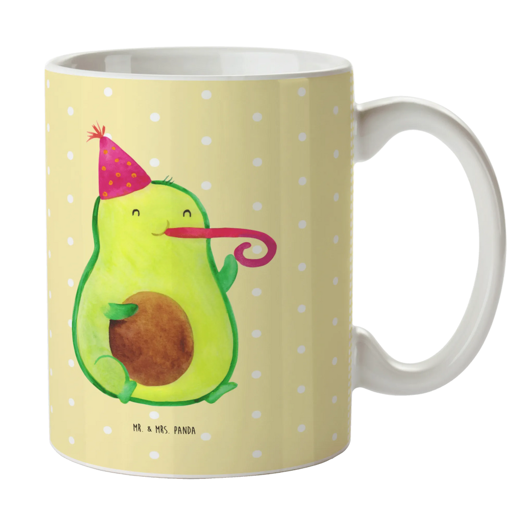 Mug avocado Celebration Henkeltasse, Henkelbecher, Kaffeebecher, Trinktasse, Bürobecher, Frühstückstasse, Mug, kaffeebecher keramik, kaffeetasse keramik, Kakaotasse, heißgetränkebecher, Tasse mit Motiv, Keramiktasse, Coffee Mug, Geschenktasse, Pott, tasse für kaffee, Kaffeepott, Bürotasse, haferl, schöne tasse, milchkaffeetasse, Tasse mit Spruch, kaffeetasse bedruckt, Becher, Tasse, tasse für büro, Trinkbecher, Designtasse, design tasse, Dekotasse, Teetasse, Motivtasse, Frühstücksbecher, Keramikbecher, Sprüchetasse, Kaffeetasse, Bedruckte Tasse, kaffeebecher bedruckt, Teebecher, statement tasse, hochwertige tasse, Teepott, Vegan, Avocado, Veggie, Gesund, Party, Feierlichkeit, Gute Laune, Geburtstag, Feier, Tröte, Fete