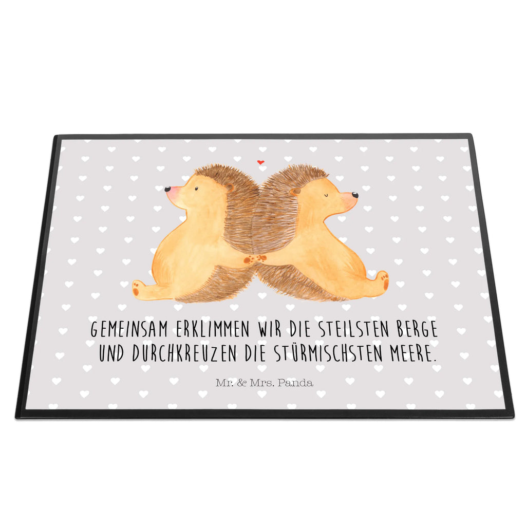 Schreibtischunterlage Igel händchenhaltend arbeitsunterlage, tischpads, schreibtischunterlage, tischauflage, tischpad, tischauflagen, Schreibtisch Unterlagen, tischmatte, arbeitsmatte, schreibtischunterlagen, schreibtischauflagen, schreibauflage, pultunterlage, Schreibtisch Matte, schreibtischmatte, Schreibunterlage, schreibauflagen, tischmatten, Schreibtischauflage, schreibmatte, Tischunterlage, Verlobung, Freund, Partner, Heiratsantrag, Freundin, Liebesgeschenk, Ehemann, Hocheitstag, Ehefrau, Heiraten, Jahrestag, Liebe, Hochzeit, Love, Igelliebe, Liebesbotschaft, Liebesbeweis, Hand in Hand, Igel, Große Liebe, Gemeinsamkeit, Lieblingsmensch, Geschenk für Zwei