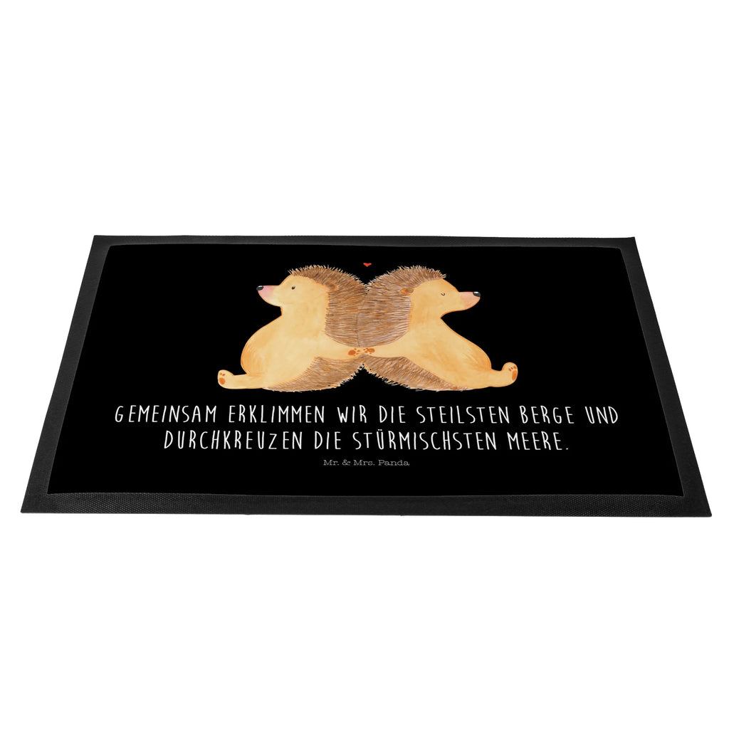 Fußmatte Igel händchenhaltend Eingangsteppich, Fußmatten, Schmutzmatte, Türvorleger, flurmatte, Sauberlaufmatte, Schmutzfangteppich, Schmutzfangmatte, Fußabtreter, Türmatte, Fußabstreifer, Haustürmatte, Fussmatte, Abtreter, sauberlaufmatten, Eingangsmatte, fußmatte, schmutzfangmatten, Schmutzfänger, hausmatte, Schuhabstreifer, türmatten, Abtretmatte, matte haustür, außenmatte, abstreifer, Partner, Freundin, Liebe, Heiraten, Jahrestag, Heiratsantrag, Hocheitstag, Liebesgeschenk, Verlobung, Ehefrau, Freund, Ehemann, Love, Liebesbotschaft, Gemeinsamkeit, Große Liebe, Igelliebe, Hand in Hand, Geschenk für Zwei, Hochzeit, Liebesbeweis, Lieblingsmensch, Igel