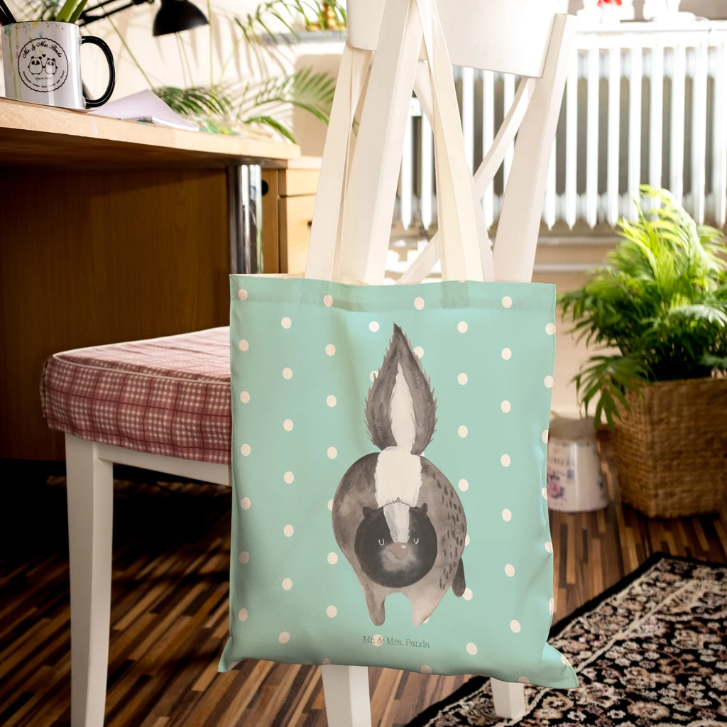 Shopping bag skunk attack Tragetasche Kinder, Tragetasche Design, Baumwolltaschen, Faltbare Tragetasche, Tragetasche Umweltfreundlich, Tragetasche Für Büro, Tragetasche Für Alltag, Tragetasche Für Bücher, Tragetasche Robust, Tragetasche Nachhaltig, Beutel Tasche, Tragetasche Handgemacht, Tragetasche Geschenkidee, Stofftaschen, Tragetasche Waschbar, Tragetasche Mit Motiv, Tragetasche Mit Henkel, Jutetasche, Tragetasche Modern, Tragetasche Wiederverwendbar, Tragetasche Mit Spruch, Tragetasche Bedruckt, Lustige Tragetasche, Tragetasche Für Einkäufe, Tragetaschen, Tragetasche Damen, Einkaufstasche, Tragetasche Vintage, Tragetasche Blanko, Tragetasche, Stofftasche, Kleine Tragetasche, Tragetasche Für Schule, Tragetasche Herren, Große Tragetasche, Baumwolltasche, Bunte Tragetasche, Einkaufstaschen, Tragetasche Ohne Plastik, Jutetaschen, Leinentasche, Leinentaschen, Tragetasche Zum Umhängen, Stinktier, Skunk, Drohung, Stinker, Wildtier, Stinki, wütend, Raubtier