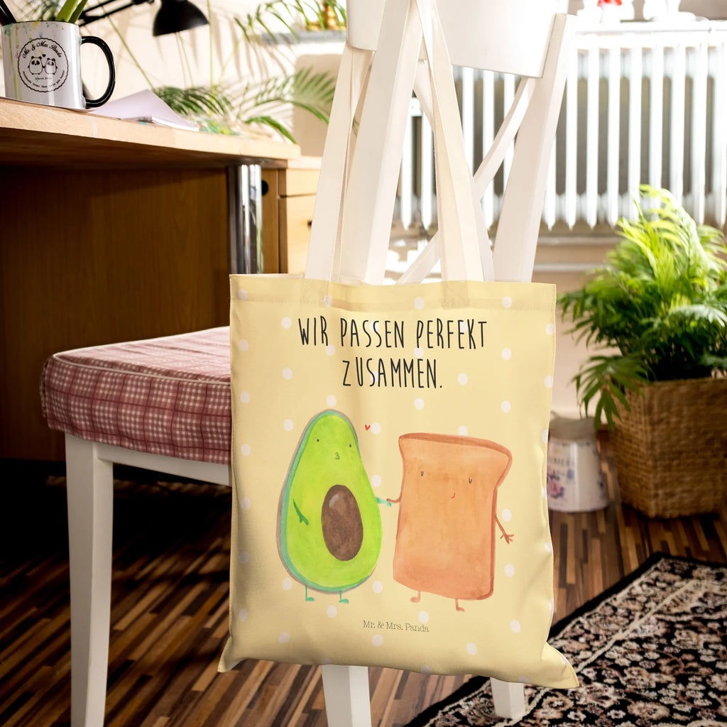 Einkaufstasche Avocado + Toast Tragetasche Handgemacht, Tragetasche Ohne Plastik, Tragetasche Für Bücher, Tragetasche Vintage, Tragetasche Umweltfreundlich, Tragetasche Mit Motiv, Kleine Tragetasche, Baumwolltaschen, Tragetasche Kinder, Faltbare Tragetasche, Tragetasche Für Büro, Lustige Tragetasche, Tragetasche Wiederverwendbar, Jutetaschen, Baumwolltasche, Einkaufstaschen, Bunte Tragetasche, Tragetasche Nachhaltig, Beutel Tasche, Tragetasche, Tragetasche Blanko, Tragetasche Für Einkäufe, Tragetaschen, Große Tragetasche, Tragetasche Herren, Leinentasche, Stofftasche, Tragetasche Mit Spruch, Tragetasche Robust, Stofftaschen, Tragetasche Zum Umhängen, Einkaufstasche, Tragetasche Für Alltag, Tragetasche Damen, Jutetasche, Tragetasche Mit Henkel, Tragetasche Geschenkidee, Tragetasche Bedruckt, Leinentaschen, Tragetasche Waschbar, Tragetasche Für Schule, Tragetasche Design, Tragetasche Modern, Avocado, Veggie, Vegan, Gesund, Jahrestagsgeschenk, Pärchen, Toastbrot, Freund, Toast, Hochzeit, Hochzeitsgeschenk, Verlobungsparty, Liebespaar, Verlobt, Freundin, Jahrestag