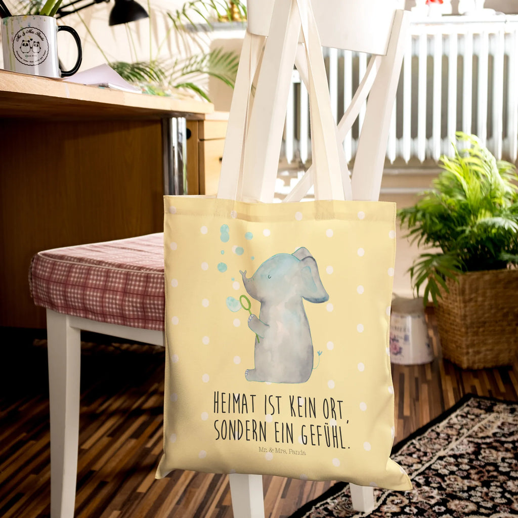 Einkaufstasche Elefant Seifenblasen Tragetasche Wiederverwendbar, Tragetasche Für Alltag, Tragetaschen, Tragetasche Zum Umhängen, Tragetasche Für Büro, Stofftaschen, Tragetasche Waschbar, Jutetasche, Tragetasche Für Schule, Tragetasche Kinder, Tragetasche Mit Spruch, Lustige Tragetasche, Bunte Tragetasche, Tragetasche Robust, Tragetasche Mit Henkel, Tragetasche Damen, Tragetasche Vintage, Leinentasche, Tragetasche Für Bücher, Leinentaschen, Tragetasche Blanko, Tragetasche, Tragetasche Herren, Tragetasche Design, Faltbare Tragetasche, Tragetasche Geschenkidee, Große Tragetasche, Baumwolltaschen, Stofftasche, Tragetasche Ohne Plastik, Kleine Tragetasche, Jutetaschen, Einkaufstaschen, Einkaufstasche, Tragetasche Bedruckt, Tragetasche Modern, Tragetasche Mit Motiv, Beutel Tasche, Baumwolltasche, Tragetasche Für Einkäufe, Tragetasche Nachhaltig, Tragetasche Handgemacht, Tragetasche Umweltfreundlich, Tiermotive, Gute Laune, lustige Sprüche, Tiere, Elefant, Gefühl. Daheim, Dickhäuter, Liebesbeweis, Liebe, Elefanten, Rüsseltier, Seifenblasen, Liebesspruch, Heimat