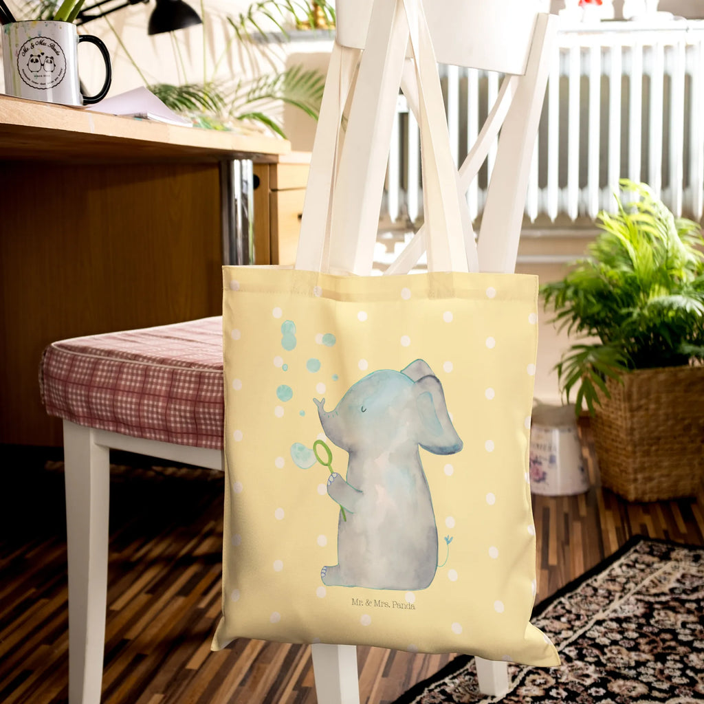 Einkaufstasche Elefant Seifenblasen Tragetasche Wiederverwendbar, Tragetasche Für Alltag, Tragetaschen, Tragetasche Zum Umhängen, Tragetasche Für Büro, Stofftaschen, Tragetasche Waschbar, Jutetasche, Tragetasche Für Schule, Tragetasche Kinder, Tragetasche Mit Spruch, Lustige Tragetasche, Bunte Tragetasche, Tragetasche Robust, Tragetasche Mit Henkel, Tragetasche Damen, Tragetasche Vintage, Leinentasche, Tragetasche Für Bücher, Leinentaschen, Tragetasche Blanko, Tragetasche, Tragetasche Herren, Tragetasche Design, Faltbare Tragetasche, Tragetasche Geschenkidee, Große Tragetasche, Baumwolltaschen, Stofftasche, Tragetasche Ohne Plastik, Kleine Tragetasche, Jutetaschen, Einkaufstaschen, Einkaufstasche, Tragetasche Bedruckt, Tragetasche Modern, Tragetasche Mit Motiv, Beutel Tasche, Baumwolltasche, Tragetasche Für Einkäufe, Tragetasche Nachhaltig, Tragetasche Handgemacht, Tragetasche Umweltfreundlich, Tiermotive, Gute Laune, lustige Sprüche, Tiere, Elefant, Gefühl. Daheim, Dickhäuter, Liebesbeweis, Liebe, Elefanten, Rüsseltier, Seifenblasen, Liebesspruch, Heimat