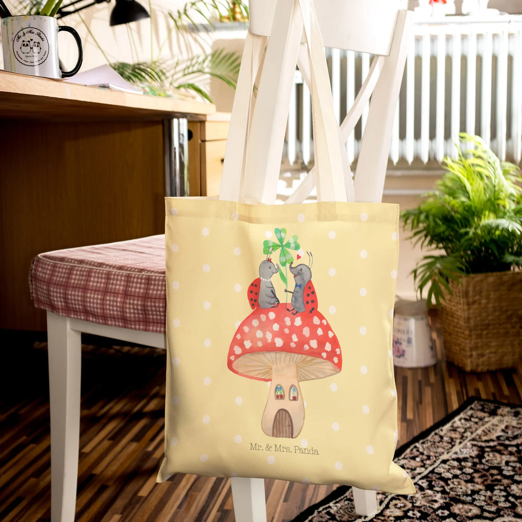 Shopping bag ladybug toadstool taschen shopper, Stofftaschen, Tüte, Shopper, Tragetaschen, shopping bag, Stofftasche, Strandtasche, Stoffbeutel, Schultertasche, Einkaufsbeutel, Alltagstasche, stoffshopper, Beutel Tasche, Freizeittasche, Beutel, cityshopper, markttasche, Umhängetasche, Einkaufstasche, Stoffeinkaufstaschen, Einkaufstaschen, Stofftragetasche, Lustige Sprüche, Tiere, Tiermotive, Gute Laune, Wohnung, Fleigenpilzhaus, Marienkäfer, Zuhause, Haus, Fliegenpilz
