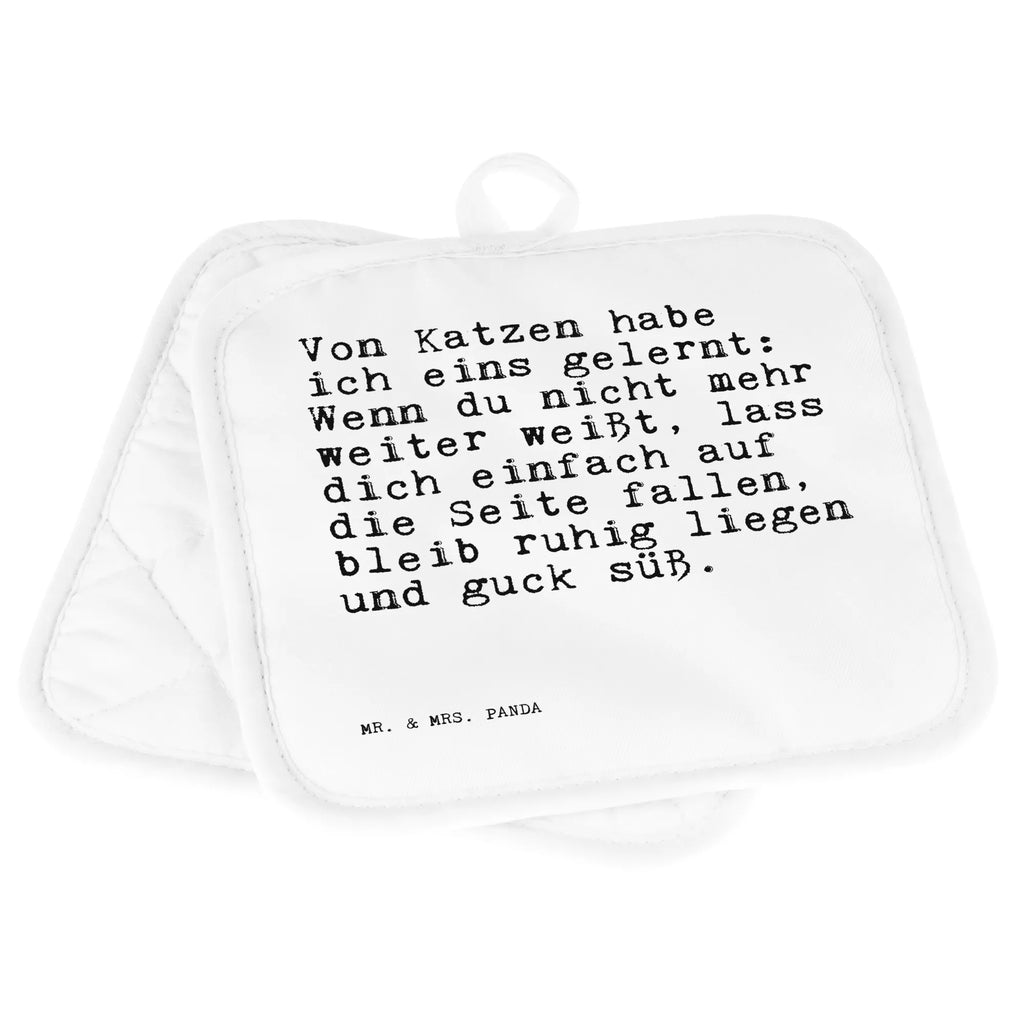 2er Set Topflappen  Sprüche und Zitate Von Katzen habe ich eins gelernt: Wenn du nicht mehr weiter weißt, lass dich einfach auf die Seite fallen, bleib ruhig liegen und guck süß. Topflappen Set, Ofenhandschuh, Topfhandschuhe, Topflappen, Schöne Topflappen, Topfuntersetzer, Topflappenset, Ofenhandschuhe, Topflappen 2er Set, Topflappen lustig, Topflappen mit Spruch, Topfhandschuh, Spruch, Sprüche, lustige Sprüche, Weisheiten, Zitate, Spruch Geschenke, Spruch Sprüche Weisheiten Zitate Lustig Weisheit Worte