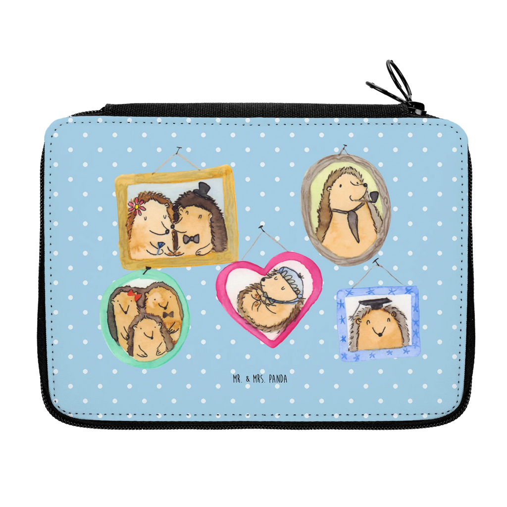 Leather folder Hedgehog family Schuletui, Stifte Etui, Stifteetui, Schlampermäppchen, Bleistiftetui, Malmappe, Etui für Stifte, Schreibetui, Federmappe Set, Stiftemappe, Stiftebeutel, Stiftetasche, Buntstiftmäppchen, Schulmäppchen, Bleistift Etui, Buntstiftetui, Federmäppchen, Farbstiftetui, Zeichenetui, Schreibmappe, Mäppchen, Federtasche, Schüleretui, Bruder, Familie, Muttertag, Papa, Schwester, Mama, Vatertag, Opa, Oma, Igel, Glück, Liebe, Zusammenhalt, Bilder