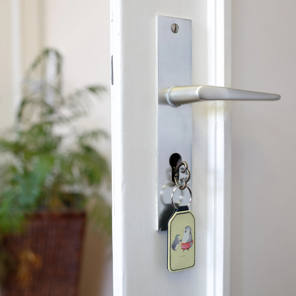 Rechteckig Schlüsselanhänger Pinguin mit Kind Schlüsselanhänger Für Paare Rechteckig, Schlüsselanhänger Kunststoff Rechteckig, Schlüsselanhänger Mit Gravur Rechteckig, Schlüsselanhänger Mit Rechteckiger Form, Schlüsselanhänger Personalisiert Rechteckig, Taschenanhänger Rechteckig, Rechteckiger Anhänger Mit Logo, Rechteckiger Anhänger Für Schlüssel, Schlüsselanhänger Metall Rechteckig, Auto Schlüsselanhänger Rechteckig, Schlüsselanhänger Für Frauen Rechteckig, Rechteckiger Schlüsselanhänger Mit Wunschtext, Schlüsselanhänger Acryl Rechteckig, Schlüsselanhänger Form Rechteck, Schlüsselanhänger Für Männer Rechteckig, Schlüsselanhänger Für Familie Rechteckig, Schlüsselanhänger Mit Foto Rechteckig, Schlüsselanhänger Büro Rechteckig, Schlüsselanhänger Modern Rechteckig, Rechteckiger Schlüsselanhänger Mit Namen, Schlüsselanhänger Leder Rechteckig, Schlüsselanhänger Geschenk Rechteckig, Rechteckiger Schlüsselanhänger, Schlüsselanhänger Rechteckig, Schlüsselanhänger Holz Rechteckig, Werbegeschenk Schlüsselanhänger Rechteckig, Oma, Opa, Vatertag, Familie, Schwester, Muttertag, Bruder, Mama, Papa, Mutti, Mami, Geschenk, Mutter, Geburststag