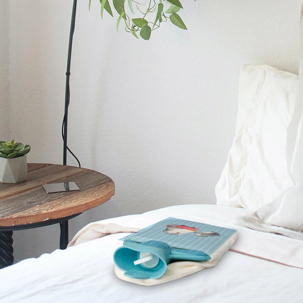 Hot water bottle Penguin with child bettwärmflasche, heizflasche, Bettflaschen, Bettflasche, Wärmflaschen, warmwasserbeutel, heißwasserflasche, Wärmeflasche, Wärmflaschen mit Bezug, heißwasserbeutel, Wärmflasche mit Bezug, Wärmflasche, Wärmekissen, warmwasserflasche, wärmebeutel, Oma, Schwester, Mama, Bruder, Papa, Opa, Muttertag, Vatertag, Familie, Geburststag, Mutter, Mutti, Mami, Geschenk