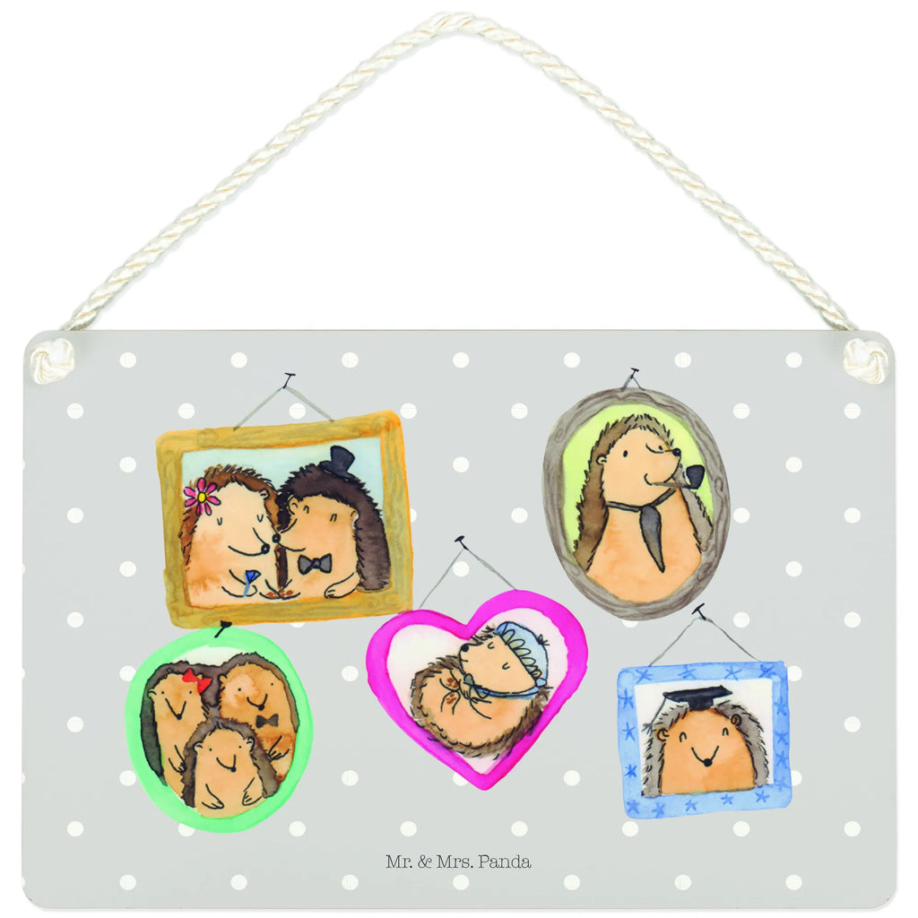 Decorative sign Hedgehog family dekoschilder, Deko Schild, Dekoschild, Schild mit Spruch, dekoration schild, dekotafel, Deko Wandtafel, holzbild, Türschild, Motivschild, Schild, wandtafel, Badschild, hängeschild, wandhänger, Türschild Familie, Holzschild, Wandschild, sprüche schild, Spruchschild, Holztafel, Küchenschild, Muttertag, Schwester, Mama, Bruder, Vatertag, Papa, Oma, Opa, Familie, Bilder, Zusammenhalt, Liebe, Igel, Glück