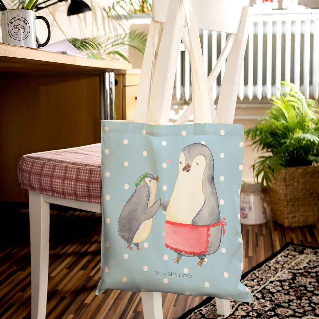 Einkaufstasche Pinguin mit Kind Tragetasche Mit Motiv, Baumwolltaschen, Tragetasche Modern, Jutetaschen, Tragetasche Geschenkidee, Beutel Tasche, Leinentasche, Tragetasche Für Alltag, Einkaufstasche, Stofftasche, Tragetasche Kinder, Tragetasche Mit Henkel, Tragetasche Waschbar, Tragetasche Design, Faltbare Tragetasche, Baumwolltasche, Tragetasche Handgemacht, Tragetasche Zum Umhängen, Tragetasche Ohne Plastik, Tragetasche, Tragetasche Mit Spruch, Tragetasche Für Einkäufe, Tragetasche Nachhaltig, Tragetasche Bedruckt, Leinentaschen, Tragetasche Robust, Große Tragetasche, Tragetasche Blanko, Tragetasche Herren, Tragetasche Für Schule, Jutetasche, Tragetasche Vintage, Tragetasche Wiederverwendbar, Tragetasche Für Bücher, Stofftaschen, Tragetasche Umweltfreundlich, Tragetaschen, Bunte Tragetasche, Kleine Tragetasche, Tragetasche Für Büro, Tragetasche Damen, Einkaufstaschen, Lustige Tragetasche, Familie, Vatertag, Muttertag, Bruder, Schwester, Mama, Papa, Oma, Opa, Geburststag, Mami, Mutti, Geschenk, Mutter