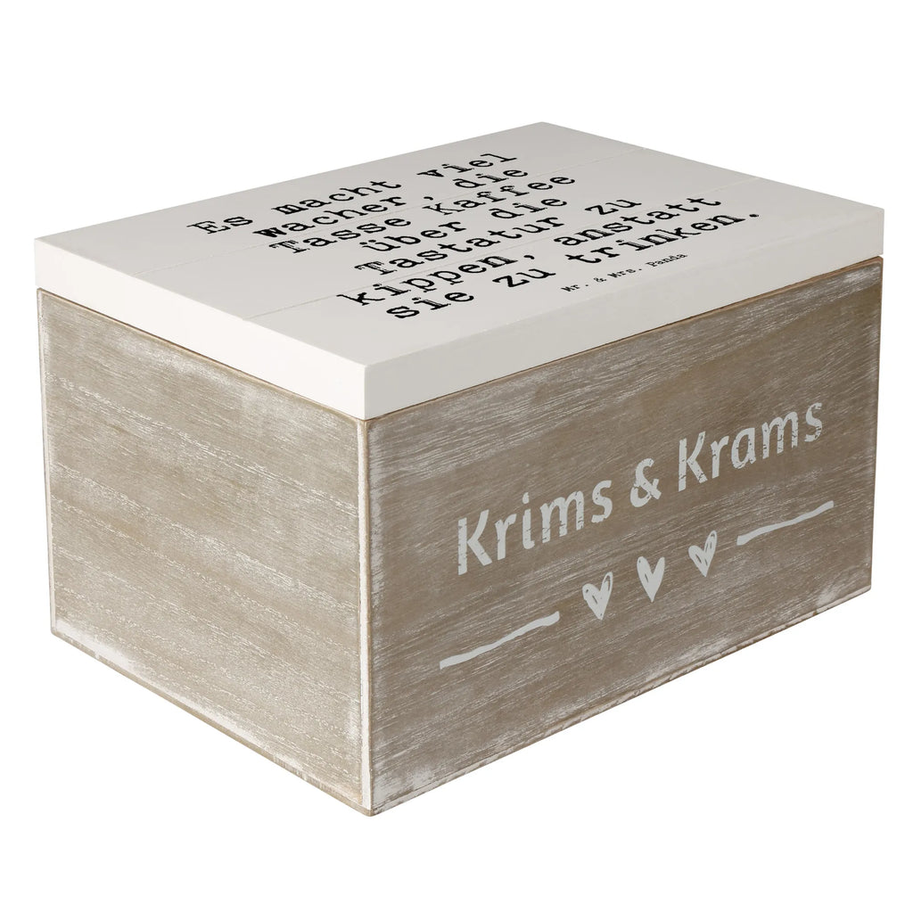 Holzkiste Sprüche und Zitate Es macht viel wacher, die Tasse Kaffee über die Tastatur zu kippen, anstatt sie zu trinken. truhe holz, Aufbewahrungsbox Holz, box holz, aufbewahrungskiste mit deckel, Aufbewahrungsbox aus Holz, Holzboxen, kiste holz, Holztruhe, aufbewahrungskisten, Holzkiste mit Deckel, holzschatulle, aufbewahrungsboxen, Holz Aufbewahrungsbox, Box aus Holz, Holzkiste, Holzbox, holztruhen, aufbewahrungstruhe, Aufbewahrungskiste, Schatulle, Holzkisten, Holzbox mit Deckel, holzschachtel, Aufbewahrungsbox, holzkästchen, Sprüche, Lustige Sprüche, Weisheiten, Zitate, Spruch, Spruch Geschenke, Spruch Sprüche Weisheiten Zitate Lustig Weisheit Worte