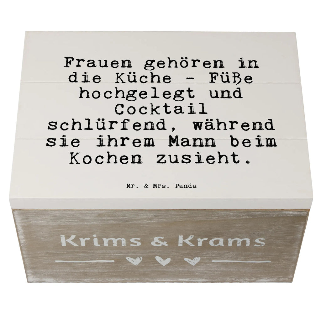 Holzkiste Sprüche und Zitate Frauen gehören in die Küche - Füße hochgelegt und Cocktail schlürfend, während sie ihrem Mann beim Kochen zusieht. holzschatulle, Holzkiste, Holz Aufbewahrungsbox, Aufbewahrungskiste, holztruhen, Box aus Holz, Schatulle, Holzboxen, Holztruhe, Holzkisten, aufbewahrungsboxen, Holzkiste mit Deckel, aufbewahrungskiste mit deckel, box holz, Holzbox mit Deckel, Aufbewahrungsbox Holz, holzschachtel, truhe holz, Aufbewahrungsbox aus Holz, aufbewahrungstruhe, kiste holz, aufbewahrungskisten, holzkästchen, Aufbewahrungsbox, Holzbox, Sprüche, Lustige Sprüche, Weisheiten, Zitate, Spruch, Spruch Geschenke, Spruch Sprüche Weisheiten Zitate Lustig Weisheit Worte