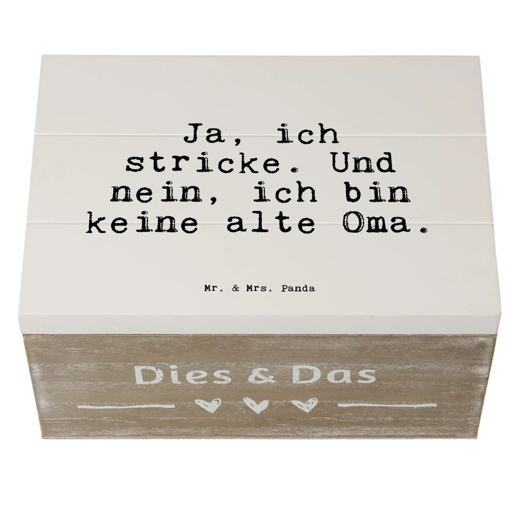 Holzkiste Sprüche und Zitate Ja, ich stricke. Und nein, ich bin keine alte Oma. Holz Aufbewahrungsbox, aufbewahrungskisten, Schatulle, holztruhen, Aufbewahrungsbox aus Holz, Holztruhe, Holzkiste, Aufbewahrungskiste, Holzkiste mit Deckel, holzkästchen, Holzbox mit Deckel, truhe holz, aufbewahrungstruhe, Holzkisten, kiste holz, box holz, Holzbox, Aufbewahrungsbox, aufbewahrungskiste mit deckel, holzschachtel, Box aus Holz, holzschatulle, Aufbewahrungsbox Holz, Holzboxen, aufbewahrungsboxen, Sprüche, Lustige Sprüche, Weisheiten, Zitate, Spruch, Spruch Geschenke, Spruch Sprüche Weisheiten Zitate Lustig Weisheit Worte