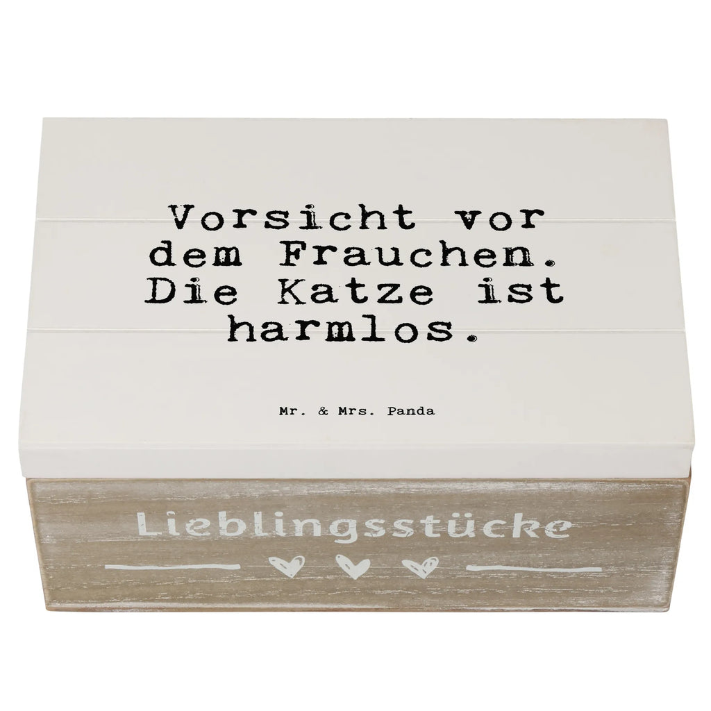 Holzkiste Sprüche und Zitate Vorsicht vor dem Frauchen. Die Katze ist harmlos. Schatulle, Aufbewahrungsbox, Holzkiste, Erinnerungsbox, Erinnerungskiste, Kiste, Geschenkbox, Schatzkiste, Geschenkdose, Truhe, Dekokiste, XXL, Spruch, Sprüche, lustige Sprüche, Weisheiten, Zitate, Spruch Geschenke, Spruch Sprüche Weisheiten Zitate Lustig Weisheit Worte