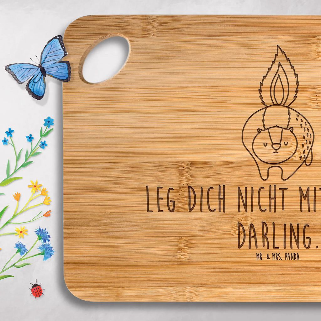 Bamboo chopping board skunk attack Holzbrettchen, Frühstücksbrett, Schneidebrett, Servierbrett, Holzbrett, Küchenbrett, Hackbrett, Brett, Stinktier, Skunk, wütend, Raubtier, Drohung, Wildtier, Stinker, Stinki