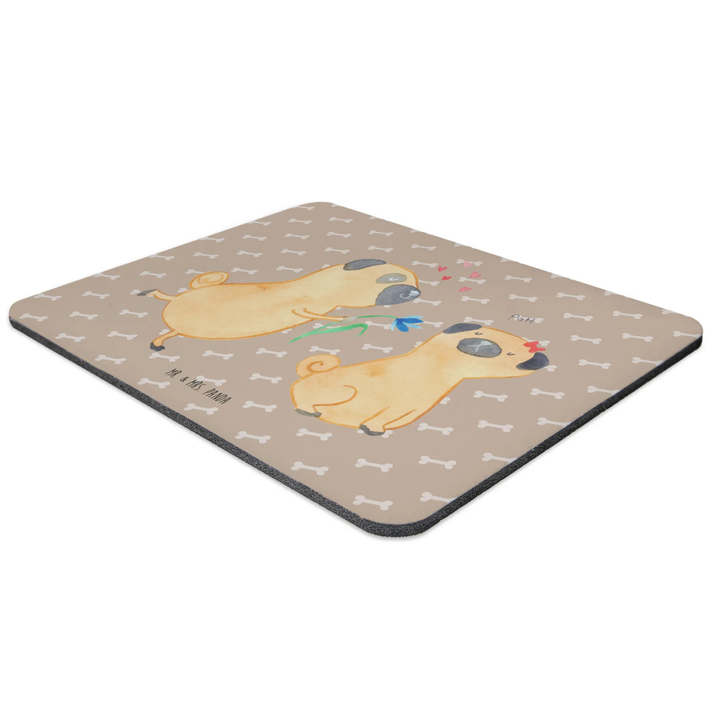 Podkładka pod mysz mops Zakochani mauspad pc, pc mausunterlage, mauspad laptop, Mausunterlage, pc mauspad, notebook mauspad, laptop mauspad, Mauspad, Mausmatte, pc mousepad, computer mousepad, computermatte, mousematte, Mousepad, computer mauspad, mausteppich, laptop mousepad, Tierliebhaber, Haustier, Hundemotiv, Hund, Sprüche, Hundebesitzer, Hunderasse, Möpse, Hundeliebe, Geschenk Freund, Verliebt, Liebesspruch. Verlobt, Partner, Mops, Liebe