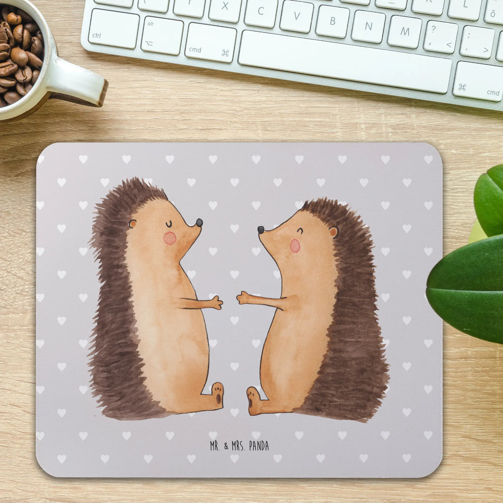 Mauspad Igel Liebe PC Zubehör, Einzigartiges Mauspad, Computer zubehör, Mausunterlage, Mauspad Büro, Mauspad, Arbeitszimmer, Büroausstattung, Mousepad, Designer Mauspad, Liebe, Partner, Freund, Freundin, Ehemann, Ehefrau, Heiraten, Verlobung, Heiratsantrag, Liebesgeschenk, Jahrestag, Hocheitstag, Hochzeitstag, Verliebt, Verlobt, Geschenk, Liebesbeweis, Hochzeit, Igel, Verheiratet