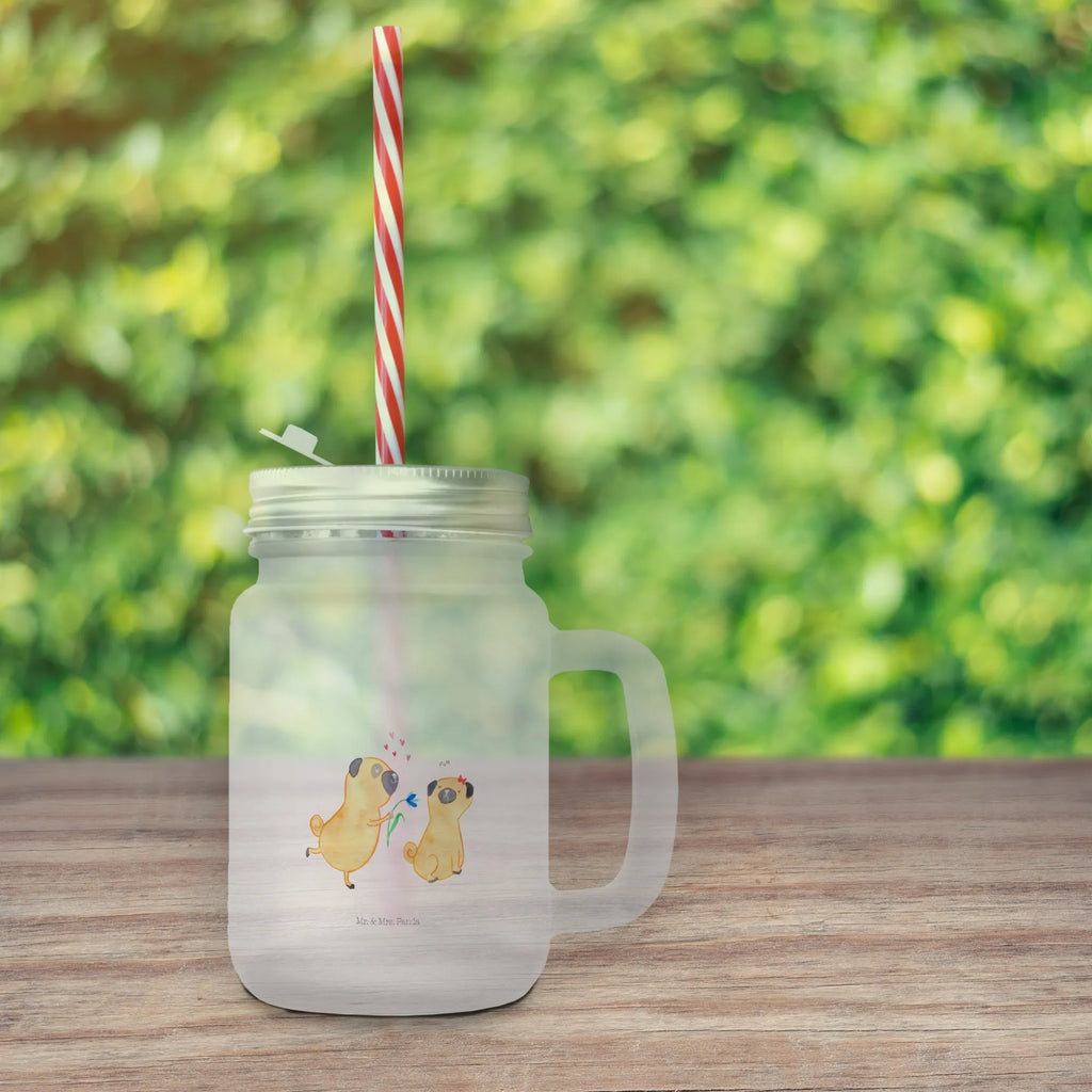 Mason jar drinking glass pug In love Deko Trinkglas, Saftglas Mit Deckel, Glas Mit Henkel Und Deckel, Mason Jar Für Gartenparty, Limonadenglas, Glas Mit Gravur, Mason Jar Glas Für BBQ, Einmachglas Trinkglas, Einmachglas Mit Henkel, Glas Im Country-Style, Cocktailglas Im Mason Jar Look, Glas Mit Bügelverschluss, Trinkglas Im Einmachglas-Stil, Glas Für Cocktails, Geschenkglas Mason Jar, Glas Mit Schraubdeckel, Glas Für Eistee, Getränkeglas Im Landhausstil, Wiederverwendbares Trinkglas, Glas Für Saft, Rustikales Trinkglas, Glas Für Sommergetränke, Vintage Trinkglas, Spülmaschinenfestes Mason Jar, Glas Für Smoothies, Smoothieglas, Mason Jar Glas, Glas Für Limonade, Glasbecher Im Vintage-Stil, Mason Jar Glas Für Küche, Trinkglas Retro, Mason Jar Für Hochzeit, Mason Jar Mit Henkel, Glas Mit Deckel Und Strohhalm, Glas Mit Schraubverschluss, Glas Mit Strohhalm, Mason Jar Für Getränke, Mason Jar Trinkglas, Sprüche, Hund, Hunderasse, Hundebesitzer, Hundemotiv, Haustier, Tierliebhaber, Möpse, Partner, Geschenk Freund, Mops, Hundeliebe, Liebesspruch. Verlobt, Verliebt, Liebe