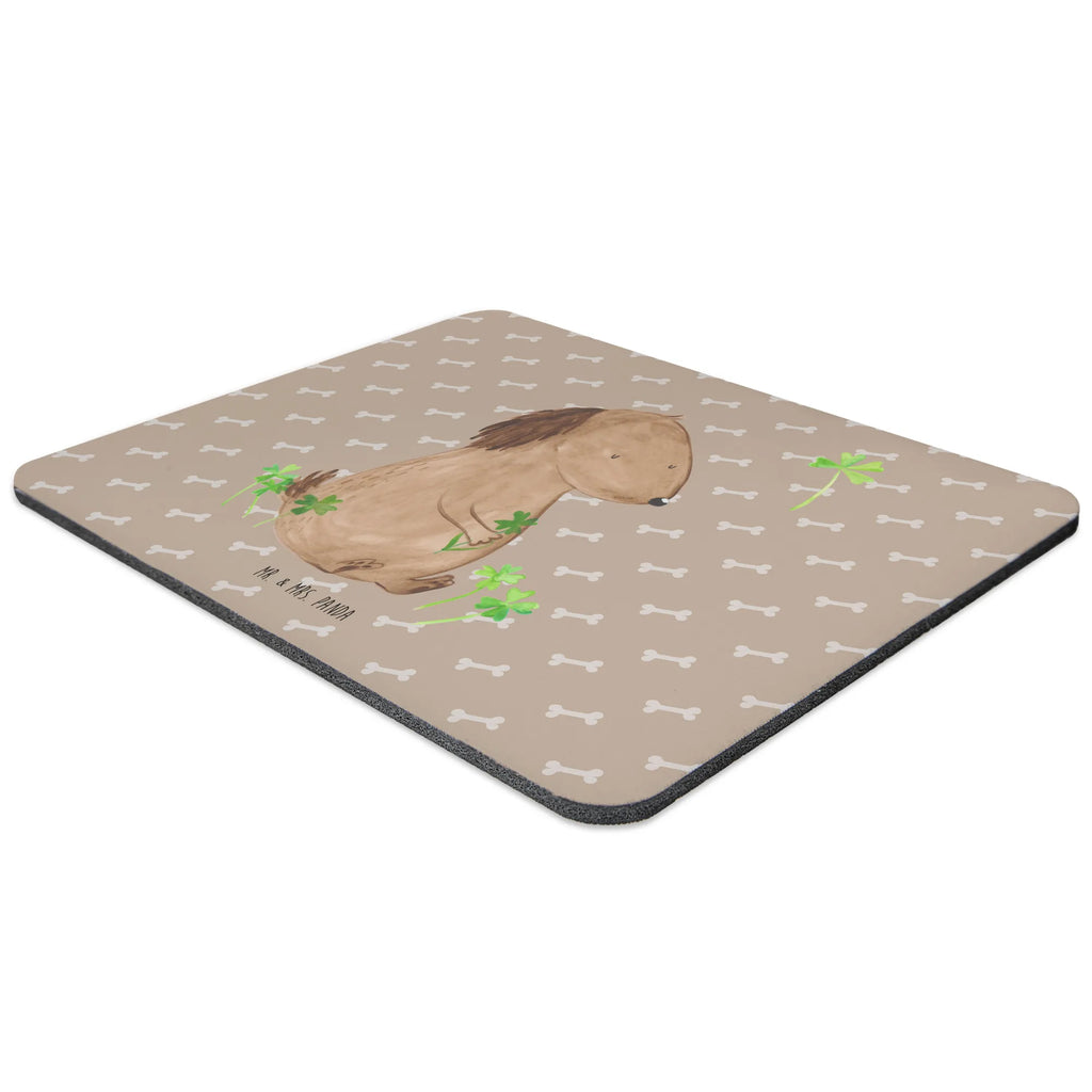 Mouse mat Dog shamrock Mousepad, Mauspad, Mauspad Büro, Mausunterlage, Büroausstattung, PC Zubehör, Arbeitszimmer, Einzigartiges Mauspad, Computer zubehör, Designer Mauspad, Hund, Hundemotiv, Haustier, Hunderasse, Tierliebhaber, Hundebesitzer, Sprüche, Neuanfang, Achtsamkeit, Selbstliebe, Glück, Tagträume, Motivation, Geschenk, Kleeblatt, Glücksbringer