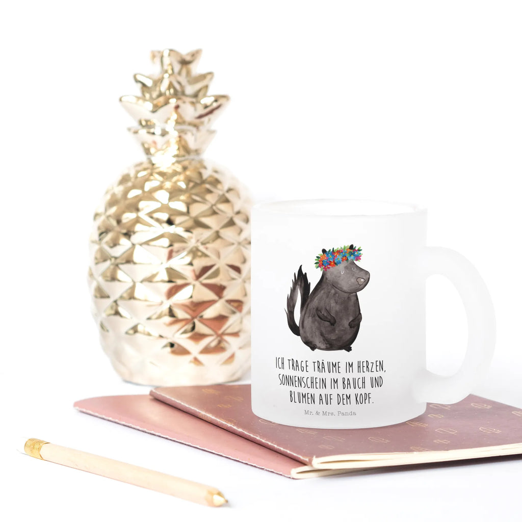 Teetasse Stinktier Blumenmaedchen glastasse, Teetasse Glas, Teetasse aus Glas, Große Teetasse, Becher, Teetasse, Tasse Für Tee, Trinkglas, Glasbecher, Tee Tasse, Glas Teebecher, becher glas, becher für tee, Teeglas, getränkeglas, Tasse, Teegläser, tasse glas, Stinktier, Skunk, Namaste, Stinki, Yoga, Stinker, Raubtier, Wildtier