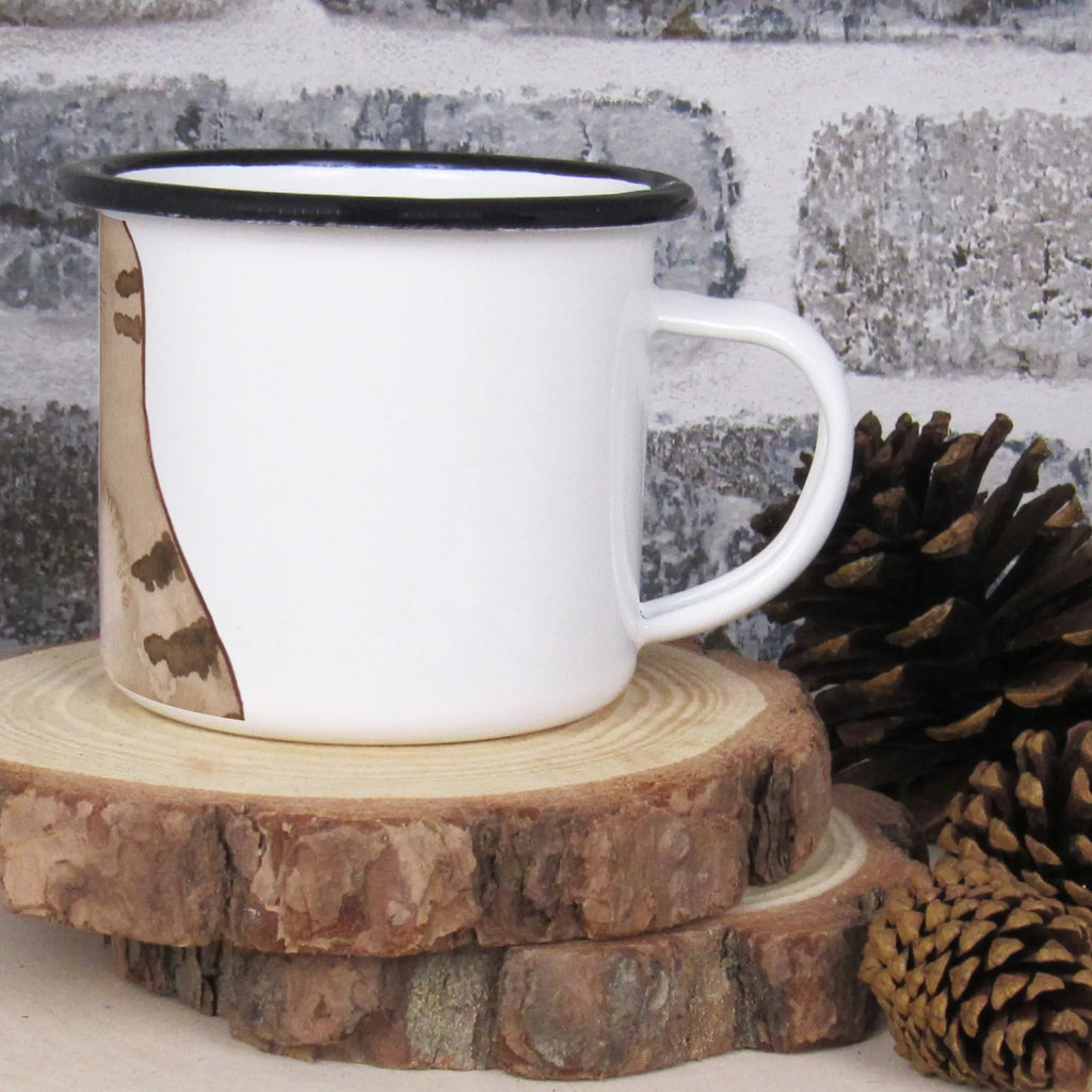 XL Emaille Tasse Katze sitzend Emaille Tasse Weiß, Emaille Becher, Emaille Tasse Rustikal, Emaille Tasse Mit Rand, Emaille Kaffeebecher, Emaille Tasse Mit Motiv, Emaille Tasse Landhausstil, Emaille Tasse Für Picknick, Emaille Tasse Für Camping, Emaille Teetasse, Emaille Tasse Nostalgie, Emaille Küchenzubehör, Emaille Becher Mit Henkel, Trinkbecher, Emaillierter Becher, Emaille Sammlerstück, Emaille Tasse Oberflächenmuster, Emaille Tasse Robust, Emaille Tasse Leicht, Emaille Tasse Für Garten, Tasse Aus Emaille, Emaillierte Tasse, Retro Emaille Tasse, Emaille Geschirr, Emaille Tasse Farbiger Rand, Emaille Tasse, Emaille Tasse Rostfrei, Camping Tasse, Emaille Tasse Spülmaschinengeeignet, Emaille Becher Outdoor, Vintage Emaillebecher, Katze, Katzenmotiv, Katzenfan, Katzendeko, Katzenfreund, Katzenliebhaber, Katzenprodukte, Katzenartikel, Katzenaccessoires, Katzensouvenirs, Katzenliebhaberprodukte, Katzenmotive, Liebe, Mietze, Mittelpunkt, Katzenhalter, Cats, Katzen, Cat, Familie, Katzenliebe, Kater, Katzenbesitzerin, Lebensinhalt, Haustier