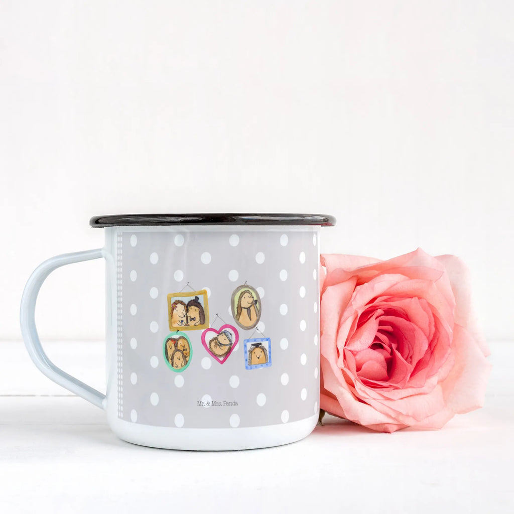 XL Emaille Tasse Igel Familie Emaille Tasse Robust, Emaille Kaffeebecher, Emaille Becher Mit Henkel, Emaille Tasse Für Garten, Emaille Trinkbecher, Emaillierte Tasse, Emaille Tasse Oberflächenmuster, Vintage Emaillebecher, Emaille Tasse Rustikal, Emaille Tasse Spülmaschinengeeignet, Emaillierter Becher, Emaille Tasse Mit Rand, Emaille Becher, Emaille Tasse Weiß, Emaille Tasse Für Camping, Emaille Tasse Leicht, Camping Tasse, Tasse Aus Emaille, Emaille Tasse Mit Motiv, Emaille Tasse Farbiger Rand, Emaille Tasse Nostalgie, Emaille Sammlerstück, Emaille Tasse Rostfrei, Emaille Tasse, Emaille Tasse Landhausstil, Emaille Teetasse, Emaille Küchenzubehör, Emaille Geschirr, Emaille Tasse Für Picknick, Emaille Becher Outdoor, Retro Emaille Tasse, Familie, Vatertag, Muttertag, Bruder, Schwester, Mama, Papa, Oma, Opa, Zusammenhalt, Liebe, Bilder, Glück, Igel