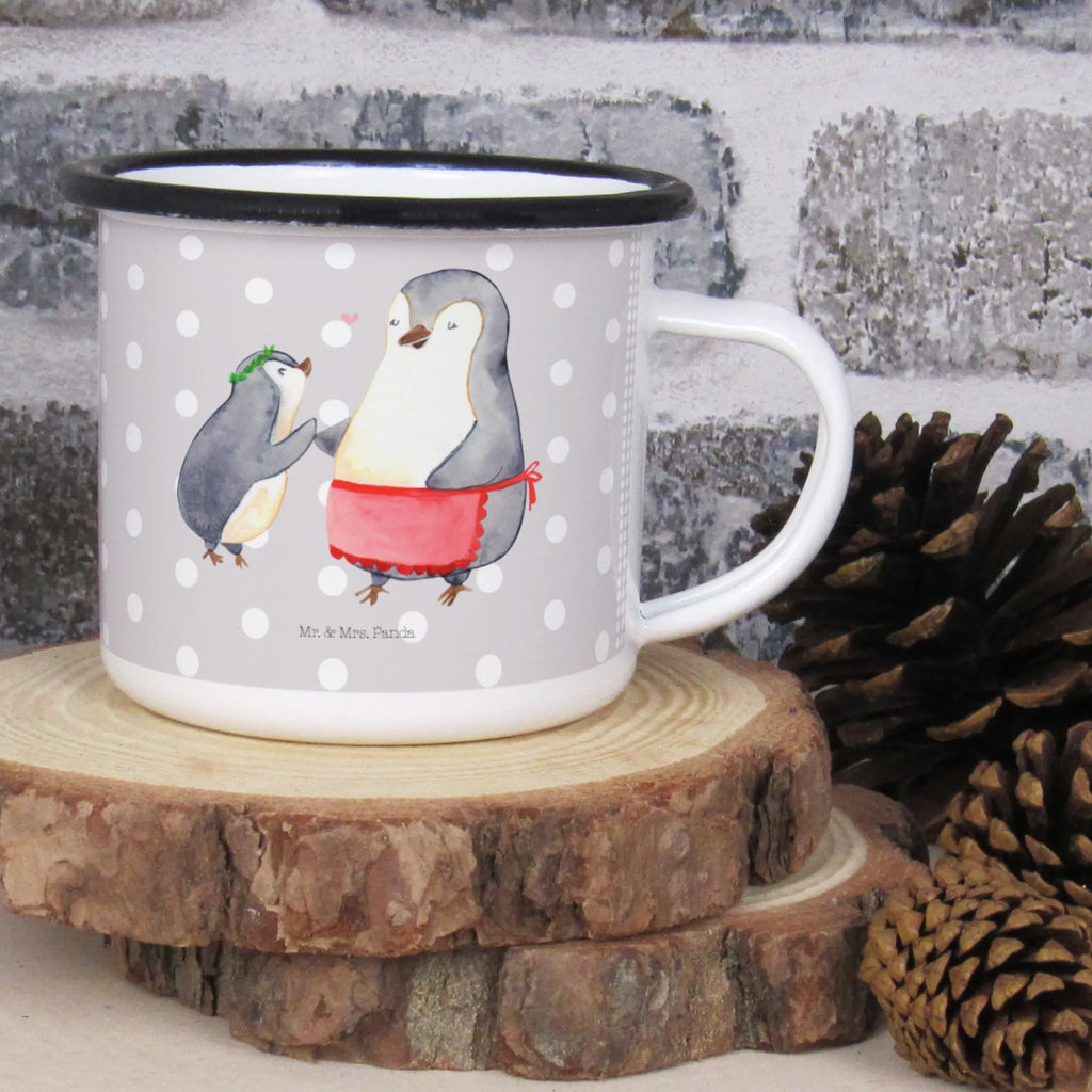 XL Emaille Tasse Pinguin mit Kind Emaille Tasse, Tasse Aus Emaille, Vintage Emaillebecher, Emaille Tasse Mit Rand, Emaille Tasse Mit Motiv, Emaille Tasse Weiß, Emaillierter Becher, Emaille Tasse Leicht, Emaille Becher Mit Henkel, Emaille Tasse Rostfrei, Emaille Tasse Nostalgie, Emaille Tasse Oberflächenmuster, Emaille Tasse Für Garten, Emaille Küchenzubehör, Trinkbecher, Camping Tasse, Emaille Tasse Farbiger Rand, Emaille Tasse Landhausstil, Emaille Tasse Rustikal, Emaille Tasse Spülmaschinengeeignet, Emaille Tasse Robust, Emaille Kaffeebecher, Emaille Becher, Emaille Teetasse, Emaille Becher Outdoor, Retro Emaille Tasse, Emaille Tasse Für Camping, Emaille Tasse Für Picknick, Emaille Geschirr, Emaillierte Tasse, Emaille Sammlerstück, Oma, Papa, Familie, Vatertag, Muttertag, Schwester, Bruder, Opa, Mama, Mutter, Geburststag, Geschenk, Mutti, Mami