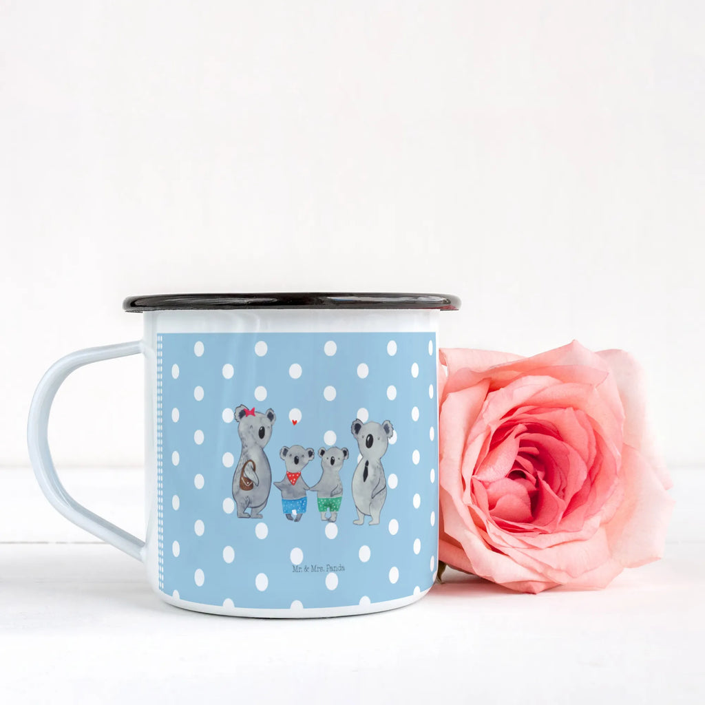 XL emaliowany kubek Rodzina koali dwa Emaille Becher Outdoor, Emaille Tasse Oberflächenmuster, Emaille Küchenzubehör, Emaille Tasse Landhausstil, Emaille Tasse Spülmaschinengeeignet, Emaille Tasse Mit Rand, Emaille Tasse Robust, Emaillierter Becher, Emaille Becher Mit Henkel, Emaille Tasse Für Garten, Emaille Tasse Für Picknick, Retro Emaille Tasse, Emaille Tasse Rostfrei, Emaille Geschirr, Emaille Tasse Nostalgie, Emaille Tasse Rustikal, Trinkbecher, Camping Tasse, Emaille Tasse Leicht, Emaille Kaffeebecher, Emaille Teetasse, Emaille Tasse Mit Motiv, Emaille Tasse Weiß, Emaille Tasse Für Camping, Emaille Tasse Farbiger Rand, Emaille Becher, Emaillierte Tasse, Tasse Aus Emaille, Emaille Sammlerstück, Vintage Emaillebecher, Emaille Tasse, Opa, Vatertag, Familie, Schwester, Bruder, Mama, Muttertag, Papa, Oma, Familienzeit, Familienleben, Beste Familie, Koalafamilie, Lieblingsfamilie, Koalabär, Koala