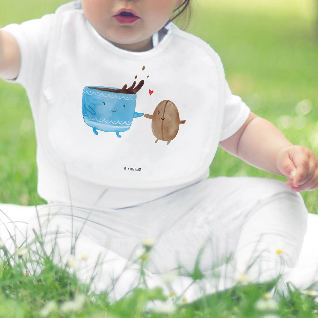 Organic Babylätzchen Kaffee Bohne Babylätzchen Neutral, Babylätzchen, Kleckerschutz Baby, Babylätzchen Für Beikost, Babylätzchen Bio Baumwolle, Babylätzchen Handgemacht, Lätzchen Baby, Spucktuch Baby, Babylätzchen Alltagstauglich, Baby Lätzchen Set, Baby Halstuch, Babylätzchen Mit Motiv, Sabberlätzchen, Babylätzchen Für Jungen, Baby Lätzchen, Lätzchen Mit Spruch, Babylätzchen Mit Druckknopf, Dreieckstuch Baby, Babylätzchen Weich, Babylätzchen Design, Baby Latz, Lätzchen Für Babys, Babylätzchen Aus Baumwolle, Babylätzchen Für Kita, Babylätzchen Wasserfest, Babylätzchen Waschbar, Lustiges Babylätzchen, Babylätzchen Für Mädchen, Babylätzchen Als Geschenk, Esslätzchen Baby, Babylätzchen Bunt, Neugeborenen Lätzchen, Baby Esslätzchen, Babyhalstuch, Halstuch Für Neugeborene, Babylätzchen Mit Klettverschluss, Tiermotive, Gute Laune, lustige Sprüche, Tiere, Zufriedenheit, Glück, Kaffee, Kaffeebohne, Genuss