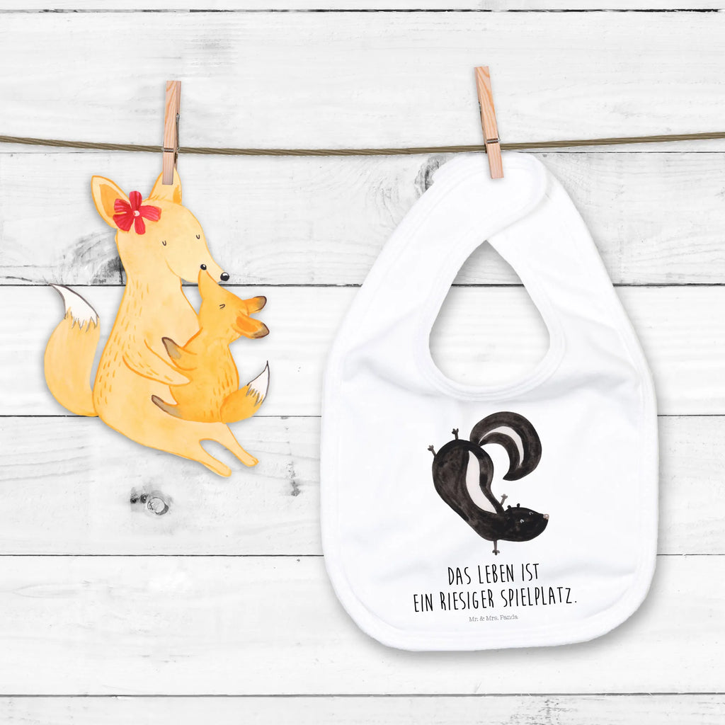 Organic Babylätzchen Stinktier Handstand Babylätzchen Weich, Kinderkleidung, Geschenk Zur Geburt, Lätzchen Für Babys, Babylätzchen Mit Druckknopf, Lustiges Babylätzchen, Baby Lätzchen Set, Halstuch Für Neugeborene, Lätzchen Mit Spruch, Babylätzchen Für Beikost, Baby Halstuch, Babylätzchen Design, Kleinkind, Babylätzchen Für Jungen, Babylätzchen Wasserfest, Baby Lätzchen, Eltern, Babyartikel, Babylätzchen Waschbar, Babylätzchen, Babyhalstuch, Dreieckstuch Baby, Baby Erstausstattung, Babykleidung, Babylatz, Lätzchen Baby, Babymode, Babylätzchen Mit Klettverschluss, Babyausstattung, Lätze, Kleckerschutz Baby, Sabberlätzchen, Babylätzchen Mit Motiv, Esslätzchen Baby, Babylätzchen Für Kita, Neugeborenen Lätzchen, Babylätzchen Handgemacht, Babylätzchen Bio Baumwolle, Babylätzchen Neutral, Babylätzchen Als Geschenk, Babylätzchen Für Mädchen, Babyshower, Baby Latz, Babylätzchen Alltagstauglich, Spucktuch Baby, Babylätzchen Aus Baumwolle, Baby Esslätzchen, Babyparty, Babylätzchen Bunt, Stinktier, Skunk, Kind, Raubtier, Wildtier, Stinki, Verpielt, Spielplatz, Stinker