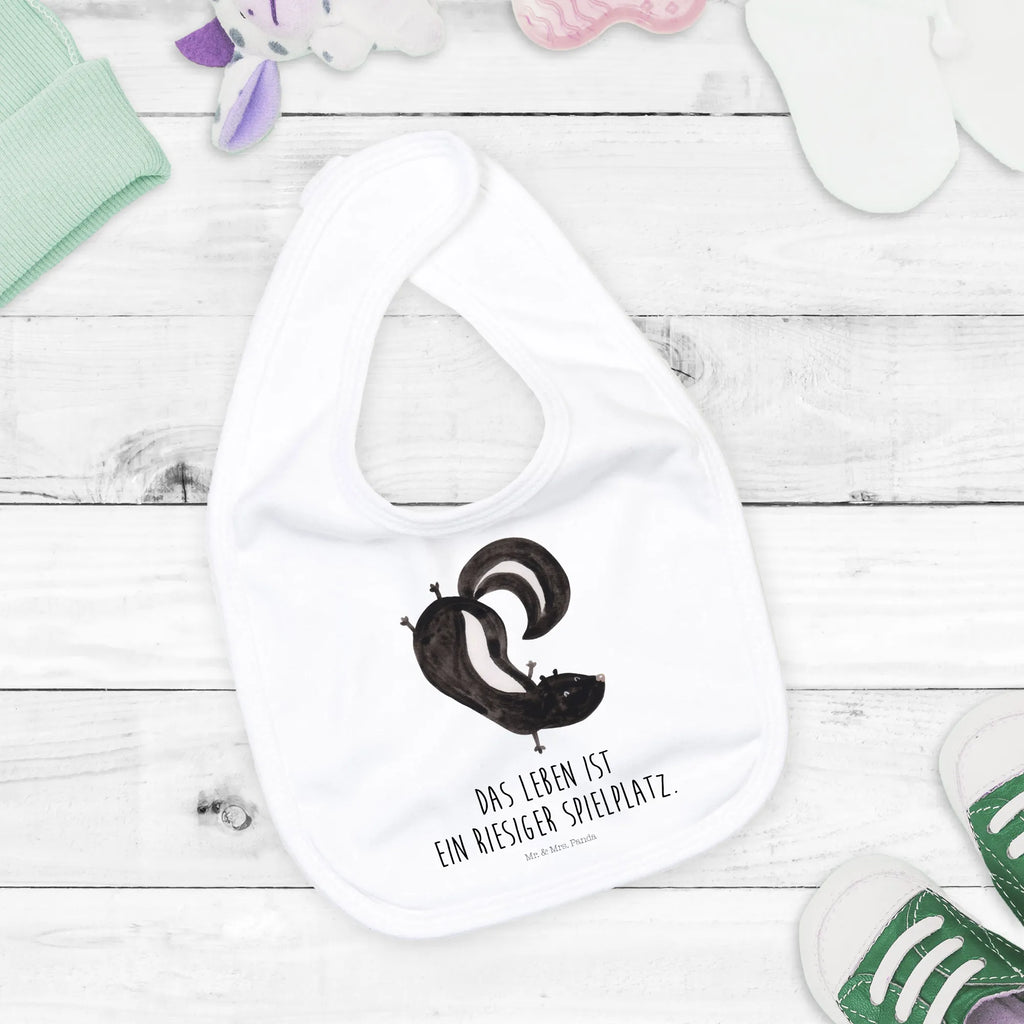 Organic Babylätzchen Stinktier Handstand Babylätzchen Weich, Kinderkleidung, Geschenk Zur Geburt, Lätzchen Für Babys, Babylätzchen Mit Druckknopf, Lustiges Babylätzchen, Baby Lätzchen Set, Halstuch Für Neugeborene, Lätzchen Mit Spruch, Babylätzchen Für Beikost, Baby Halstuch, Babylätzchen Design, Kleinkind, Babylätzchen Für Jungen, Babylätzchen Wasserfest, Baby Lätzchen, Eltern, Babyartikel, Babylätzchen Waschbar, Babylätzchen, Babyhalstuch, Dreieckstuch Baby, Baby Erstausstattung, Babykleidung, Babylatz, Lätzchen Baby, Babymode, Babylätzchen Mit Klettverschluss, Babyausstattung, Lätze, Kleckerschutz Baby, Sabberlätzchen, Babylätzchen Mit Motiv, Esslätzchen Baby, Babylätzchen Für Kita, Neugeborenen Lätzchen, Babylätzchen Handgemacht, Babylätzchen Bio Baumwolle, Babylätzchen Neutral, Babylätzchen Als Geschenk, Babylätzchen Für Mädchen, Babyshower, Baby Latz, Babylätzchen Alltagstauglich, Spucktuch Baby, Babylätzchen Aus Baumwolle, Baby Esslätzchen, Babyparty, Babylätzchen Bunt, Stinktier, Skunk, Kind, Raubtier, Wildtier, Stinki, Verpielt, Spielplatz, Stinker