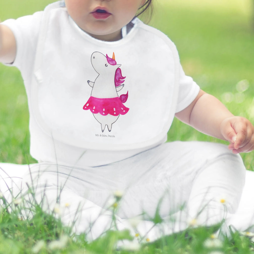 Organic Babylätzchen Einhorn Ballerina Spucktuch Baby, Babylätzchen Mit Druckknopf, Babylätzchen, Babylätzchen Bunt, Kleinkind, Babylätzchen Als Geschenk, Babyartikel, Lustiges Babylätzchen, Dreieckstuch Baby, Lätzchen Baby, Sabberlätzchen, Babylätzchen Design, Babylätzchen Handgemacht, Babylätzchen Aus Baumwolle, Babylätzchen Alltagstauglich, Lätzchen Für Babys, Babylätzchen Waschbar, Babyparty, Babyshower, Babylätzchen Mit Klettverschluss, Baby Lätzchen, Neugeborenen Lätzchen, Babylätzchen Weich, Baby Esslätzchen, Lätzchen Mit Spruch, Babylatz, Babylätzchen Für Mädchen, Babylätzchen Wasserfest, Halstuch Für Neugeborene, Kleckerschutz Baby, Babymode, Babykleidung, Babylätzchen Bio Baumwolle, Babyhalstuch, Baby Halstuch, Babyausstattung, Baby Latz, Babylätzchen Für Beikost, Baby Erstausstattung, Babylätzchen Mit Motiv, Babylätzchen Für Jungen, Lätze, Kinderkleidung, Baby Lätzchen Set, Esslätzchen Baby, Eltern, Babylätzchen Neutral, Geschenk Zur Geburt, Babylätzchen Für Kita, Unicorn, Einhorn, Einhörner, Einhorn Deko, Lebensfreude, Geburtstag, Spaß, Tanzen, Wohnung, Lebenslust, Party, Feiern, Ballerina, Tänzerin