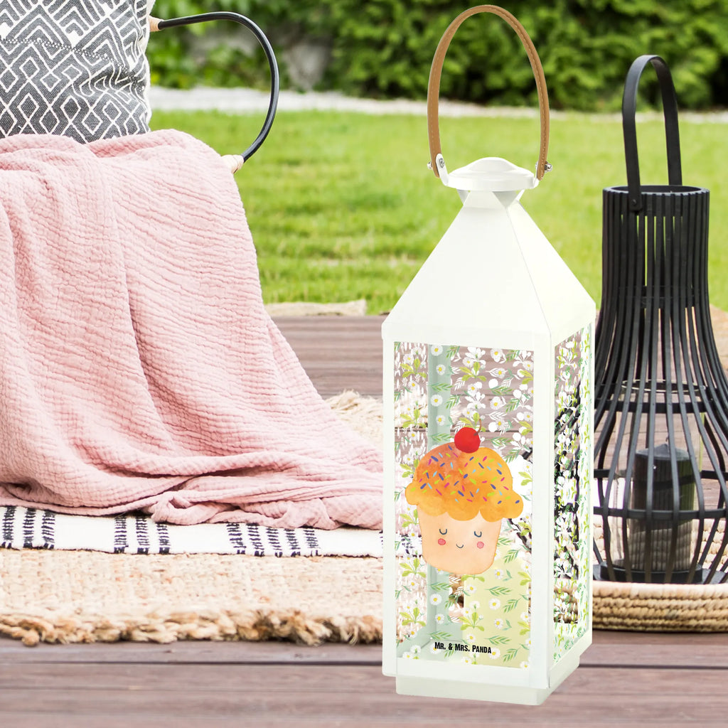 Decorative lantern Cupcake Laterne Romantisch, Laternenlicht, Windlicht, Laterne Mit Sternenmuster, Laterne Weiß, Outdoor-Laterne, Leuchten, Hängeleuchte, Laternenwindlicht, Laterne Rustikal, Laterne Klein, Laterne Modern, Laterne Mit Griff, Windlichtlaterne, Laterne Beleuchtet, Laterne Mit Spiegelglas, Innenraum-Laterne, Laterne Wind- und Wetterfest, Laterne Minimalistisch, LED-Laterne, Lichterkettenlaterne, Hängelaterne Deko, Laterne Mit Blumenmotiv, Laterne Mit Muster, Laternen-Set, Laterne Skandinavisch, Glaslaterne, Laterne Klassisch, Metalllaterne, Dekolaterne, Laterne Vintage, Laterne Zum Hängen, Kerzenlaterne, Laterne Deko, Laterne XXL, Laterne Shabby Chic, Laterne Orientalisch, Teelichthalter Laterne, Laterne Pastellfarben, Laterne Maritim, Metall Laterne, Deko Laterne, Laterne Mit Motiv, Laterne Zum Stellen, Holzlaterne, Lichterlaterne, Terrasse-Laterne, Tischlaterne, Laterne Spülmaschinenfest (Glas), Laterne Landhausstil, Lustige Sprüche, Tiermotive, Gute Laune, Tiere, Geschenk Koch, Motivation Sprüche, Backen Geschenk, Küche Deko, Cupcakes, Wunder, Muffin, Küche Spruch