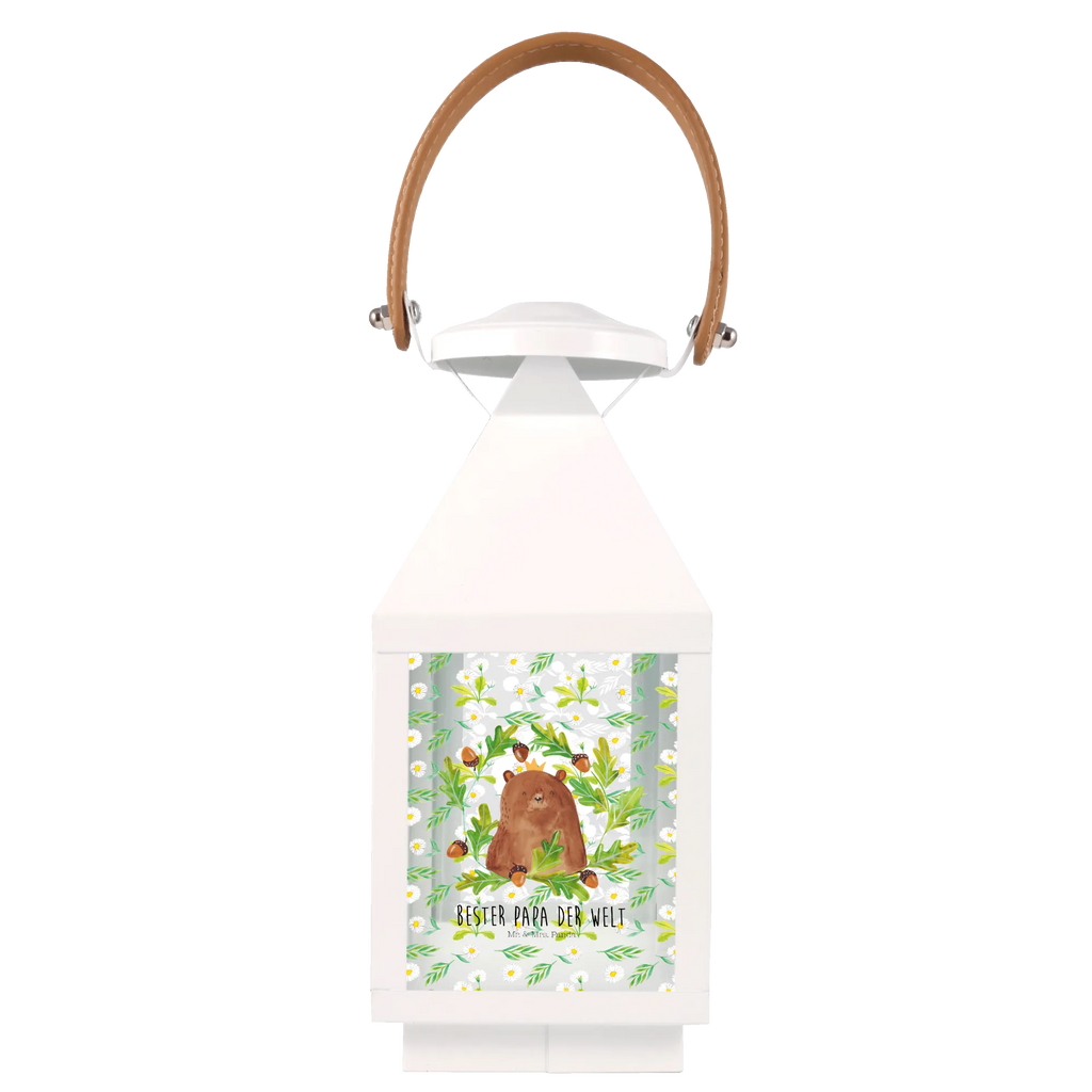 Deko Laterne Bär König Hängeleuchte, Laterne Orientalisch, Laterne Mit Motiv, Laternenwindlicht, Laternenlicht, Laterne Pastellfarben, Laterne Vintage, Innenraum-Laterne, Laterne Deko, Holzlaterne, Laterne Zum Stellen, Kerzenlaterne, Laterne Rustikal, Metalllaterne, LED-Laterne, Lichterkettenlaterne, Terrasse-Laterne, Teelichthalter Laterne, Laterne Shabby Chic, Dekolaterne, Deko Laterne, Laterne Weiß, Outdoor-Laterne, Laterne Landhausstil, Laterne Mit Sternenmuster, Laterne Mit Muster, Laterne XXL, Glaslaterne, Laterne Romantisch, Laterne Maritim, Laterne Zum Hängen, Laterne Mit Griff, Laterne Modern, Metall Laterne, Laterne Minimalistisch, Windlichtlaterne, Windlicht, Laterne Wind- und Wetterfest, Laternen-Set, Laterne Skandinavisch, Laterne Klassisch, Leuchten, Laterne Mit Spiegelglas, Hängelaterne Deko, Laterne Beleuchtet, Laterne Spülmaschinenfest (Glas), Laterne Mit Blumenmotiv, Tischlaterne, Lichterlaterne, Laterne Klein, Bär, Teddybär, Teddy, Papa, Papa Bär, Dad, Bester Vater, Vater, Vatertag, Daddy, Weltbester Papa, Bester Papa, Papi