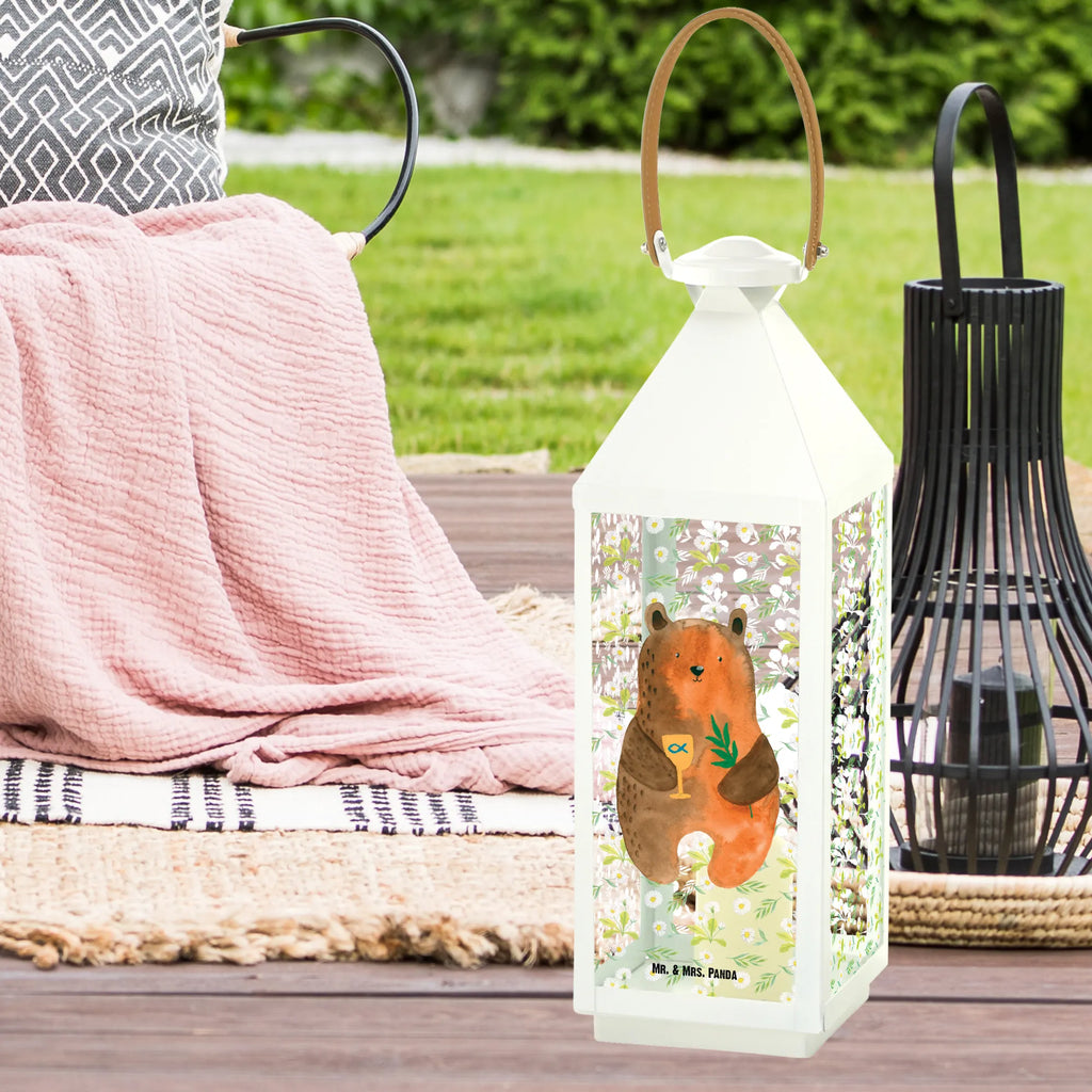 Deko Laterne Konfirmation-Bär Laternenlicht, Laterne Spülmaschinenfest (Glas), Laterne Orientalisch, Dekolaterne, Laterne Mit Sternenmuster, Laterne Zum Stellen, Terrasse-Laterne, Laternenwindlicht, Metalllaterne, Holzlaterne, Teelichthalter Laterne, Laterne Romantisch, Laterne Deko, LED-Laterne, Laterne Mit Griff, Deko Laterne, Hängelaterne Deko, Laterne Rustikal, Laterne Skandinavisch, Laterne Beleuchtet, Gartenlaterne, Laterne Klassisch, Glaslaterne, Laterne Wind- und Wetterfest, Laterne Modern, Laterne Minimalistisch, Laterne Pastellfarben, Laterne Maritim, Lichterkettenlaterne, Laterne Mit Muster, Lichterlaterne, Laterne Mit Blumenmotiv, Laterne Vintage, Outdoor-Laterne, Windlichtlaterne, Innenraum-Laterne, Laterne Shabby Chic, Kerzenlaterne, Laterne Mit Motiv, Laterne Mit Spiegelglas, Laterne XXL, Laterne Zum Hängen, Tischlaterne, Laterne Landhausstil, Laternen-Set, Laterne Klein, Laterne Weiß, Bär, Teddy, Teddybär, Konfirmation, Kirche, evangelisch, Gottesdienst