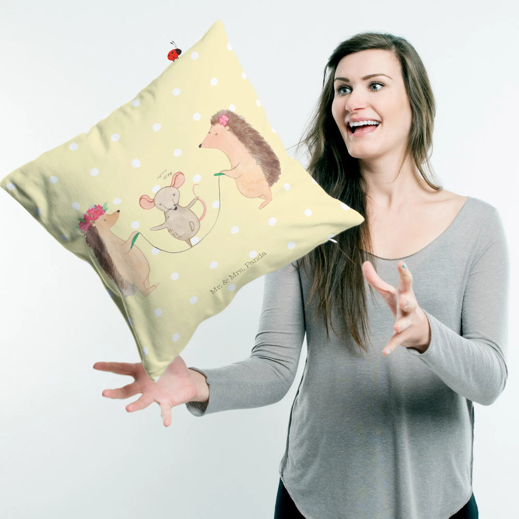 40x40 poduszka jeż Skakanie na skakance Polsterkissen, kissen für sofa, kissen für couch, Zierkissen, microfaser zierkissen, microfaser kopfkissen, Sofakissen, Kopfkissen, microfaser sofakissen, Kopfkissen 40x40, kissen 40 x 40, 40x40 kissen, Mikrofaser Kissen, Dekokissen 40x40, Sofakissen 40x40, Kissen, kuschelkissen 40x40, Kissen 40x40, couchkissen 40x40, 40 X 40 Kissen, Motivkissen, sofa kissen, deko kissen, zierkissen 40x40, couch kissen, microfaser dekokissen, zier kissen, Dekokissen Sofa, kissen mikrofaser, wohnzimmer kissen, Kuschelkissen, kuschel kissen, wurfkissen, Couchkissen, Dekokissen, Lustige Sprüche, Tiere, Tiermotive, Gute Laune, Seilspringen, Maus, Kinder, Igel, Kindergarten, Seilhüpfen