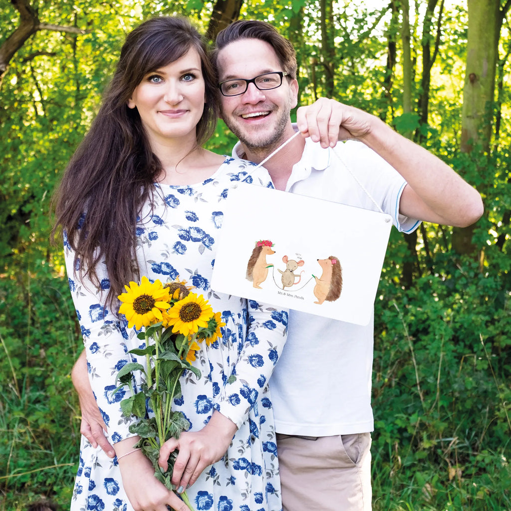 Deko Schild Igel Seilhüpfen dekotafel, Türschild, Wandschild, holzbild, Holzschild, Deko Wandtafel, wandhänger, sprüche schild, Badschild, Spruchschild, Deko Schild, Dekoschild, Holztafel, Küchenschild, wandtafel, Schild, hängeschild, Türschild Familie, dekoschilder, dekoration schild, Motivschild, Schild mit Spruch, Tiere, Tiermotive, Gute Laune, Lustige Sprüche, Kinder, Kindergarten, Maus, Igel, Seilspringen, Seilhüpfen