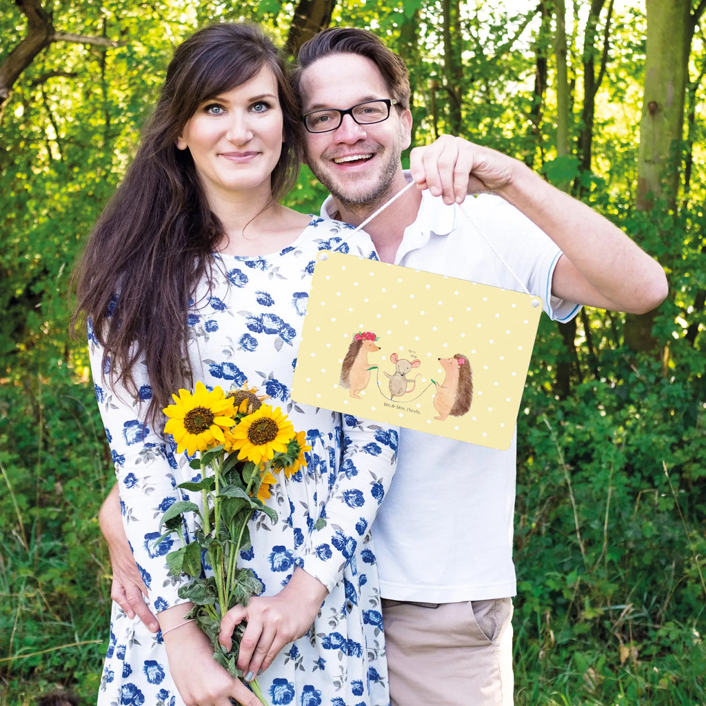 Deko Schild Igel Seilhüpfen dekotafel, Türschild, Wandschild, holzbild, Holzschild, Deko Wandtafel, wandhänger, sprüche schild, Badschild, Spruchschild, Deko Schild, Dekoschild, Holztafel, Küchenschild, wandtafel, Schild, hängeschild, Türschild Familie, dekoschilder, dekoration schild, Motivschild, Schild mit Spruch, Tiere, Tiermotive, Gute Laune, Lustige Sprüche, Kinder, Kindergarten, Maus, Igel, Seilspringen, Seilhüpfen