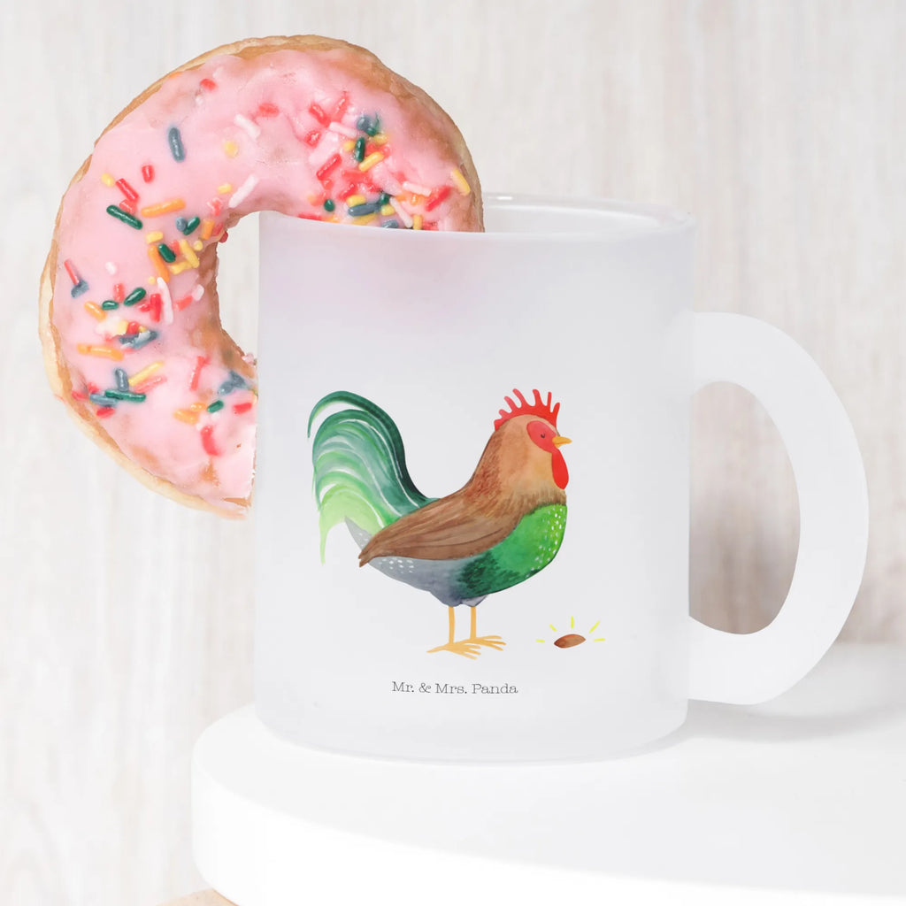 Teetasse Hahn mit Korn glastasse, Teetasse aus Glas, Teeglas, Tasse Für Tee, Teegläser, Tasse, Teetasse Glas, Becher, tasse glas, getränkeglas, Tee Tasse, Große Teetasse, Trinkglas, becher glas, Teetasse, becher für tee, Glasbecher, Glas Teebecher, Bauernhof, Hoftiere, Landwirt, Landwirtin, Eier, Natur, Korn, Hahn, Henne