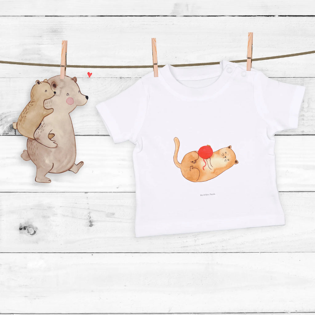 Organiczna koszulka dla niemowląt kot wełna Baby Kurzarmshirt, Baby Pullover, Baby Shirt Klassisch, Baby Shirt Alltag, Baby T-Shirt, Baby Oberteil, Baby Langarmshirt, Baby Shirt Mädchen, Baby Sweatshirt, Baby Shirt Geschenk, Baby Shirt Gestreift, Baby Shirt Neutral, Baby Bio Shirt, Süßes Baby Shirt, Baby Shirt Mit Aufdruck, Baby Shirt Mit Motiv, Baby Shirt Unisex, Baby Top, Baby Shirt Bunt, Baby Shirt Grau, Baby Shirt Modern, Baby Baumwollshirt, Baby Shirt Pastell, Baby Shirt Weiß, Baby Shirt, Baby Shirt Junge, Baby Shirt Erstausstattung, Baby Shirt Zur Geburt, Lustiges Baby Shirt, Baby Jerseyshirt, Baby Hemd, Baby Shirt Mit Spruch, Katze, Katzenmotiv, Katzenfan, Katzendeko, Katzenfreund, Katzenliebhaber, Katzenprodukte, Katzenartikel, Katzenaccessoires, Katzensouvenirs, Katzenliebhaberprodukte, Katzenmotive, Katzenbesitzerin, Wollknäuel, Spielen, Kater, Katzenhalter, Cats, Katzen, Spiel, Haustier, Mietze, verspielt, Cat, Wolle