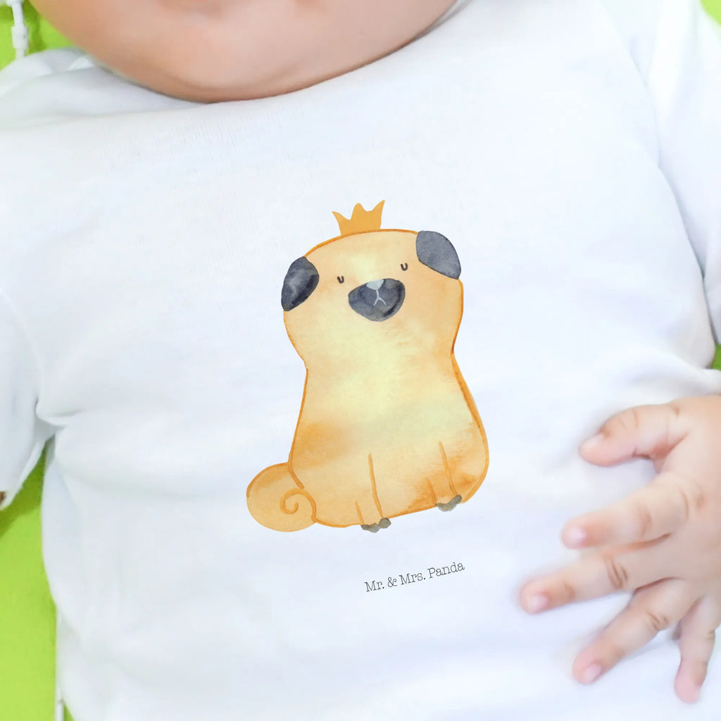 Organiczna koszulka dla niemowląt mops korona Baby Shirt Erstausstattung, Baby Shirt Weiß, Baby Shirt Grau, Baby Pullover, Süßes Baby Shirt, Baby Hemd, Baby Kurzarmshirt, Baby Shirt Modern, Baby Shirt Junge, Baby Shirt Mit Aufdruck, Baby Shirt Mit Spruch, Baby Shirt, Baby Shirt Mit Motiv, Baby Shirt Klassisch, Baby Shirt Mädchen, Baby Top, Baby Shirt Pastell, Baby Bio Shirt, Baby Jerseyshirt, Baby Shirt Bunt, Baby Langarmshirt, Baby Shirt Geschenk, Baby Shirt Zur Geburt, Lustiges Baby Shirt, Baby Shirt Alltag, Baby Sweatshirt, Baby Shirt Gestreift, Baby Oberteil, Baby Shirt Unisex, Baby Shirt Neutral, Baby T-Shirt, Baby Baumwollshirt, Hundemotiv, Sprüche, Haustier, Tierliebhaber, Hund, Hunderasse, Hundebesitzer, Allergisch, Lustig, Kinderlos, Mops, Hausregel, Hundebesitzer. Spruch