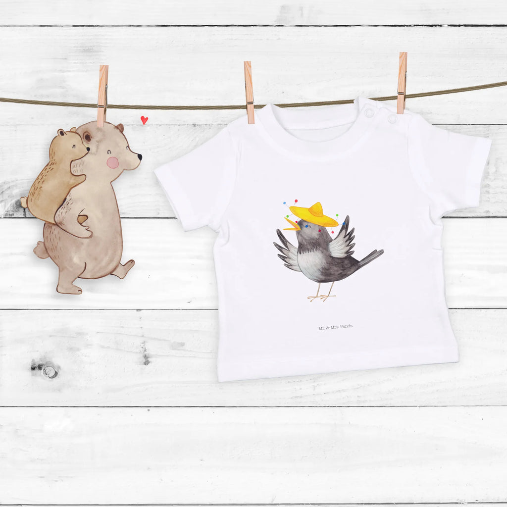 Organiczna koszulka dla niemowląt kruk Sombrero Baby Langarmshirt, Baby Oberteil, Baby Bio Shirt, Baby Jerseyshirt, Baby Shirt Mädchen, Baby Sweatshirt, Baby Shirt Klassisch, Baby T-Shirt, Baby Top, Süßes Baby Shirt, Baby Pullover, Baby Shirt Weiß, Baby Kurzarmshirt, Baby Shirt Neutral, Baby Hemd, Baby Shirt Geschenk, Baby Shirt Unisex, Baby Shirt Erstausstattung, Baby Baumwollshirt, Baby Shirt Alltag, Baby Shirt Mit Spruch, Lustiges Baby Shirt, Baby Shirt Gestreift, Baby Shirt Bunt, Baby Shirt, Baby Shirt Modern, Baby Shirt Mit Motiv, Baby Shirt Mit Aufdruck, Baby Shirt Grau, Baby Shirt Zur Geburt, Baby Shirt Pastell, Baby Shirt Junge, Gute Laune, Tiermotive, Tiere, Lustige Sprüche, Motivation, glücklich sein, Vögel, Glück Spruch, Rabe, Fröhlich sein, Spruch Positiv, Froh, Elster, Vogel
