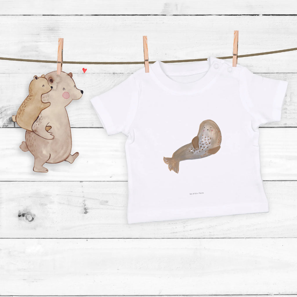 Organiczna koszulka dla niemowląt foka śmiech Baby Hemd, Baby Bio Shirt, Baby Shirt Modern, Baby Sweatshirt, Baby Shirt Geschenk, Lustiges Baby Shirt, Baby Shirt Grau, Baby Shirt Mädchen, Baby Shirt, Baby Shirt Bunt, Baby Langarmshirt, Baby Shirt Weiß, Baby Top, Baby Kurzarmshirt, Baby Pullover, Baby Shirt Neutral, Baby Shirt Pastell, Baby Baumwollshirt, Baby T-Shirt, Baby Jerseyshirt, Baby Shirt Zur Geburt, Baby Shirt Alltag, Baby Shirt Unisex, Süßes Baby Shirt, Baby Oberteil, Baby Shirt Klassisch, Baby Shirt Mit Aufdruck, Baby Shirt Gestreift, Baby Shirt Mit Spruch, Baby Shirt Junge, Baby Shirt Mit Motiv, Baby Shirt Erstausstattung, Gute Laune, Tiermotive, Tiere, Lustige Sprüche, Robben, Ostsee, Strand, Robbe, Meerestier, Nordsee, Seehund