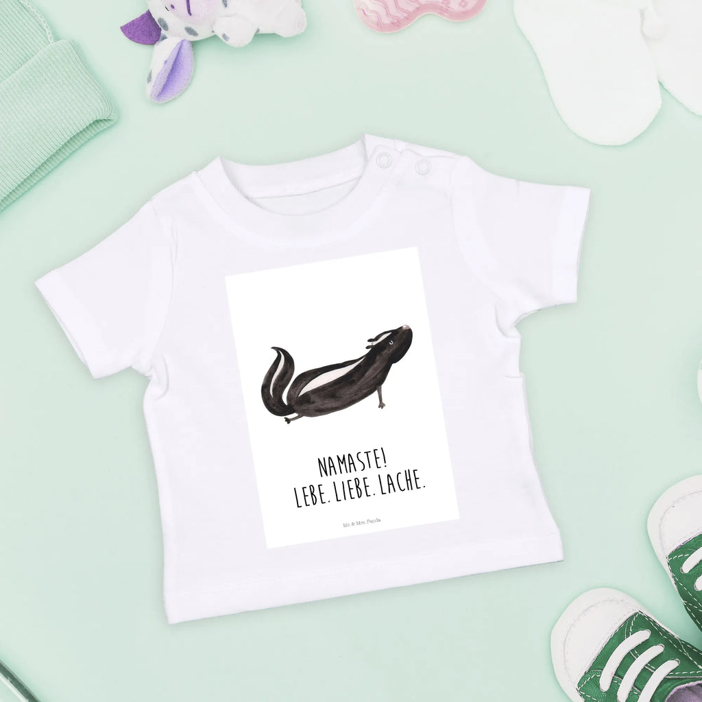 Organiczna koszulka dla niemowląt skunks Joga Baby Shirt Bunt, Baby Shirt Geschenk, Baby Baumwollshirt, Baby Shirt Mit Motiv, Baby Shirt Grau, Baby Shirt Klassisch, Baby Shirt Mädchen, Baby Shirt Modern, Baby Shirt Mit Aufdruck, Baby Shirt Mit Spruch, Baby T-Shirt, Baby Shirt Weiß, Baby Oberteil, Baby Pullover, Baby Shirt Junge, Baby Bio Shirt, Baby Langarmshirt, Baby Top, Süßes Baby Shirt, Lustiges Baby Shirt, Baby Shirt Neutral, Baby Shirt Gestreift, Baby Shirt, Baby Sweatshirt, Baby Shirt Erstausstattung, Baby Shirt Zur Geburt, Baby Jerseyshirt, Baby Shirt Unisex, Baby Shirt Pastell, Baby Hemd, Baby Shirt Alltag, Baby Kurzarmshirt, Skunk, Stinktier, Lebe, Yoga, Namaste, Wildtier, Lache, Stinki, Stinker, Liebe, Raubtier