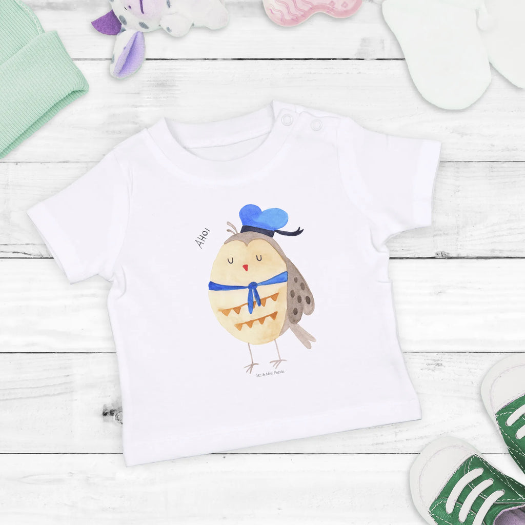 Organiczna koszulka dla niemowląt sowa Marynarz Baby Shirt Mädchen, Baby Oberteil, Baby Shirt Neutral, Baby Shirt Klassisch, Baby Shirt Modern, Baby Baumwollshirt, Baby Shirt Mit Spruch, Baby Shirt Erstausstattung, Baby Shirt Mit Aufdruck, Baby Shirt Geschenk, Baby Shirt Gestreift, Baby Shirt Zur Geburt, Baby Sweatshirt, Baby Shirt, Baby Shirt Weiß, Baby Shirt Unisex, Baby Shirt Bunt, Lustiges Baby Shirt, Baby Bio Shirt, Baby Shirt Junge, Baby Jerseyshirt, Baby Hemd, Baby Shirt Pastell, Süßes Baby Shirt, Baby Kurzarmshirt, Baby Langarmshirt, Baby Top, Baby Pullover, Baby Shirt Mit Motiv, Baby T-Shirt, Baby Shirt Alltag, Baby Shirt Grau, Eule, Matrose, Owl, Wortspiel lustig, Seefahrer, Hochzeitstag Geschenk, Eule Deko, Freundin, Eule Spruch, Heimathafen, Ehe