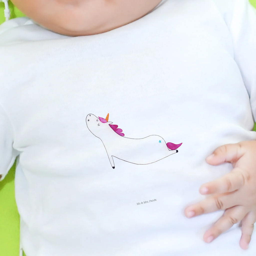 Organiczna koszulka dla niemowląt jednorożec joga Baby Shirt Mit Motiv, Baby Oberteil, Baby Shirt Modern, Baby Shirt Zur Geburt, Baby Shirt Mit Spruch, Baby Sweatshirt, Baby Shirt Erstausstattung, Baby T-Shirt, Baby Shirt Neutral, Baby Shirt Unisex, Baby Langarmshirt, Baby Shirt Pastell, Baby Shirt Bunt, Baby Shirt Gestreift, Baby Shirt Weiß, Baby Jerseyshirt, Baby Pullover, Baby Kurzarmshirt, Baby Hemd, Baby Bio Shirt, Baby Shirt Mit Aufdruck, Baby Shirt Junge, Baby Shirt, Baby Shirt Klassisch, Baby Top, Baby Shirt Mädchen, Süßes Baby Shirt, Lustiges Baby Shirt, Baby Shirt Geschenk, Baby Shirt Alltag, Baby Baumwollshirt, Baby Shirt Grau, Einhorn Deko, Einhörner, Einhorn, Unicorn, Namaste, Entspannung, Yogamatte, Sport, Yoga, Joga, Lustig, Süß, Achtsamkeit, Witzig